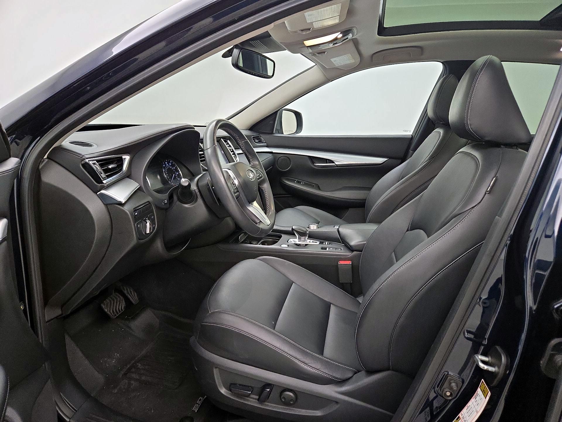 Thumbnail: 2019 INFINITI QX50 - 11