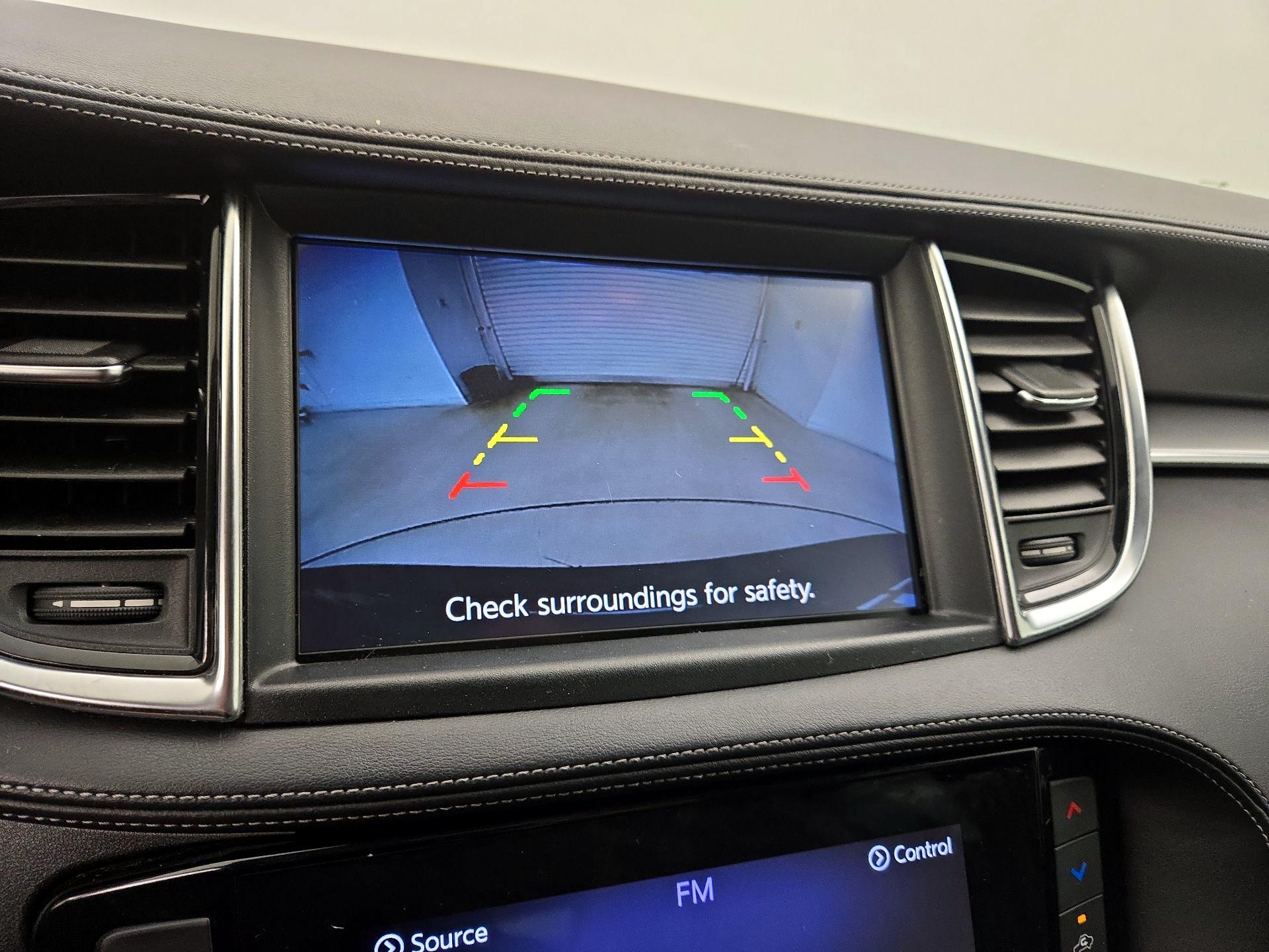 Thumbnail: 2019 INFINITI QX50 - 14