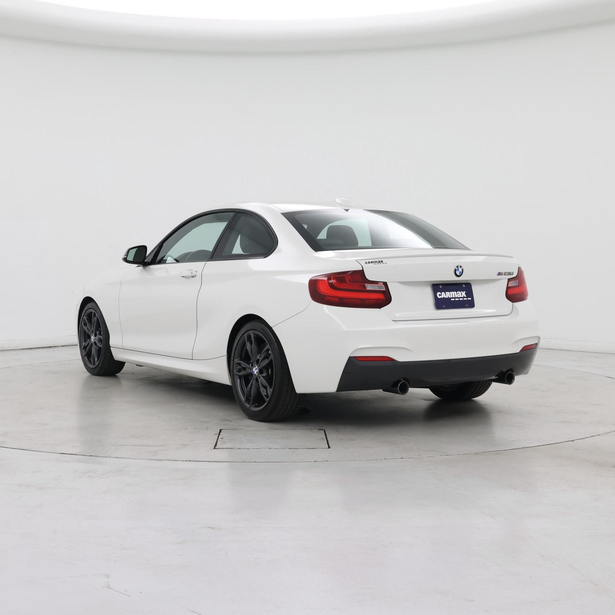 Thumbnail: 2016 BMW 2 Series - 2