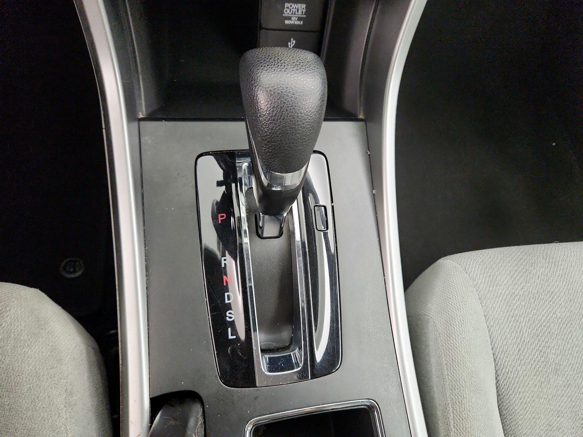 Thumbnail: 2013 Honda Accord - 17