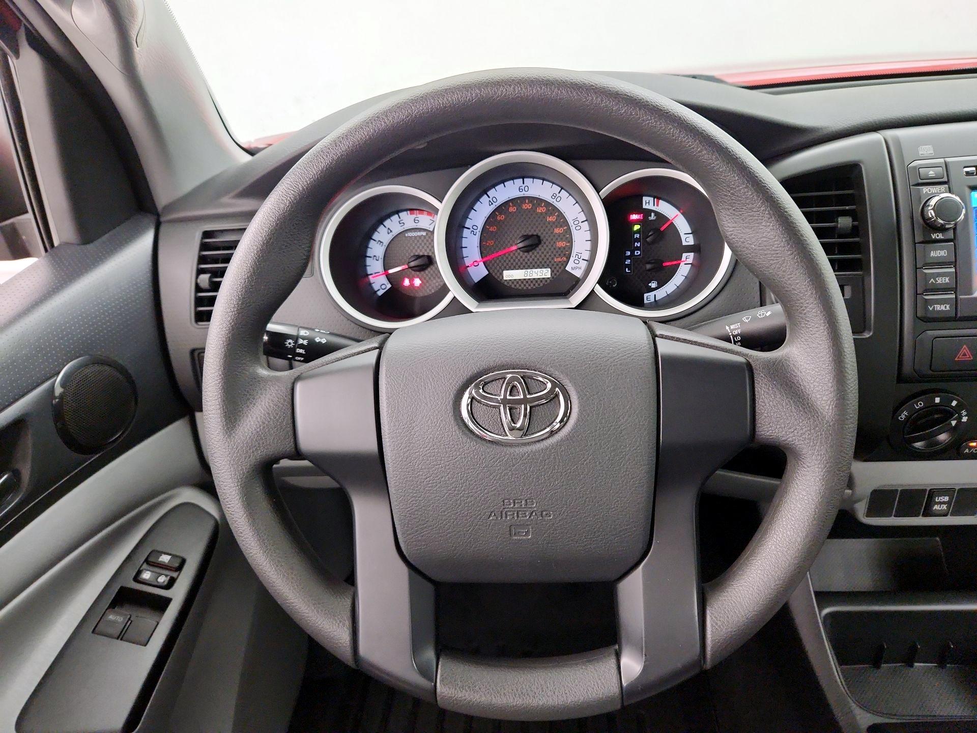 Thumbnail: 2013 Toyota Tacoma - 10