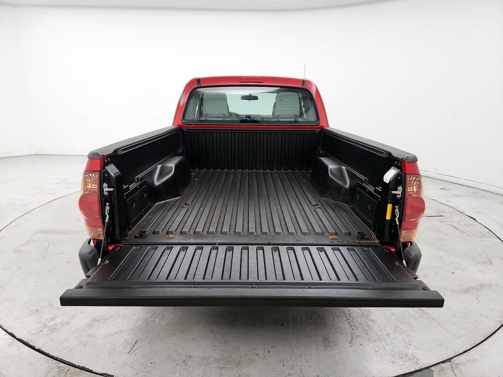 Thumbnail: 2013 Toyota Tacoma - 19