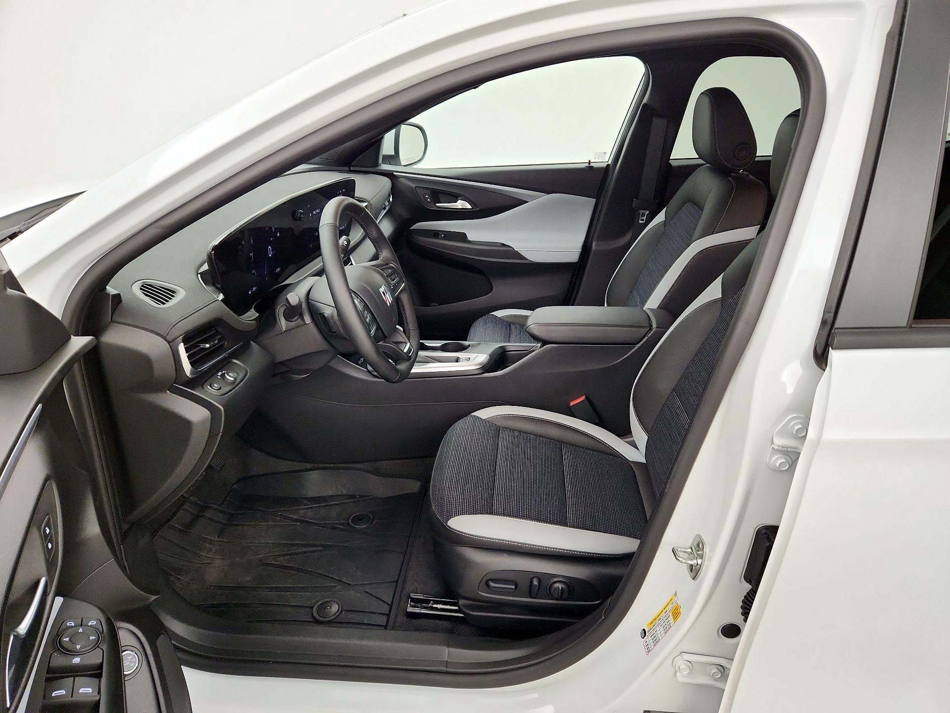 Thumbnail: 2025 Buick Envista - 11