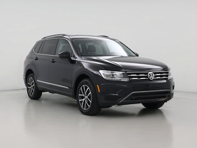 Black 2021 Volkswagen Tiguan SE