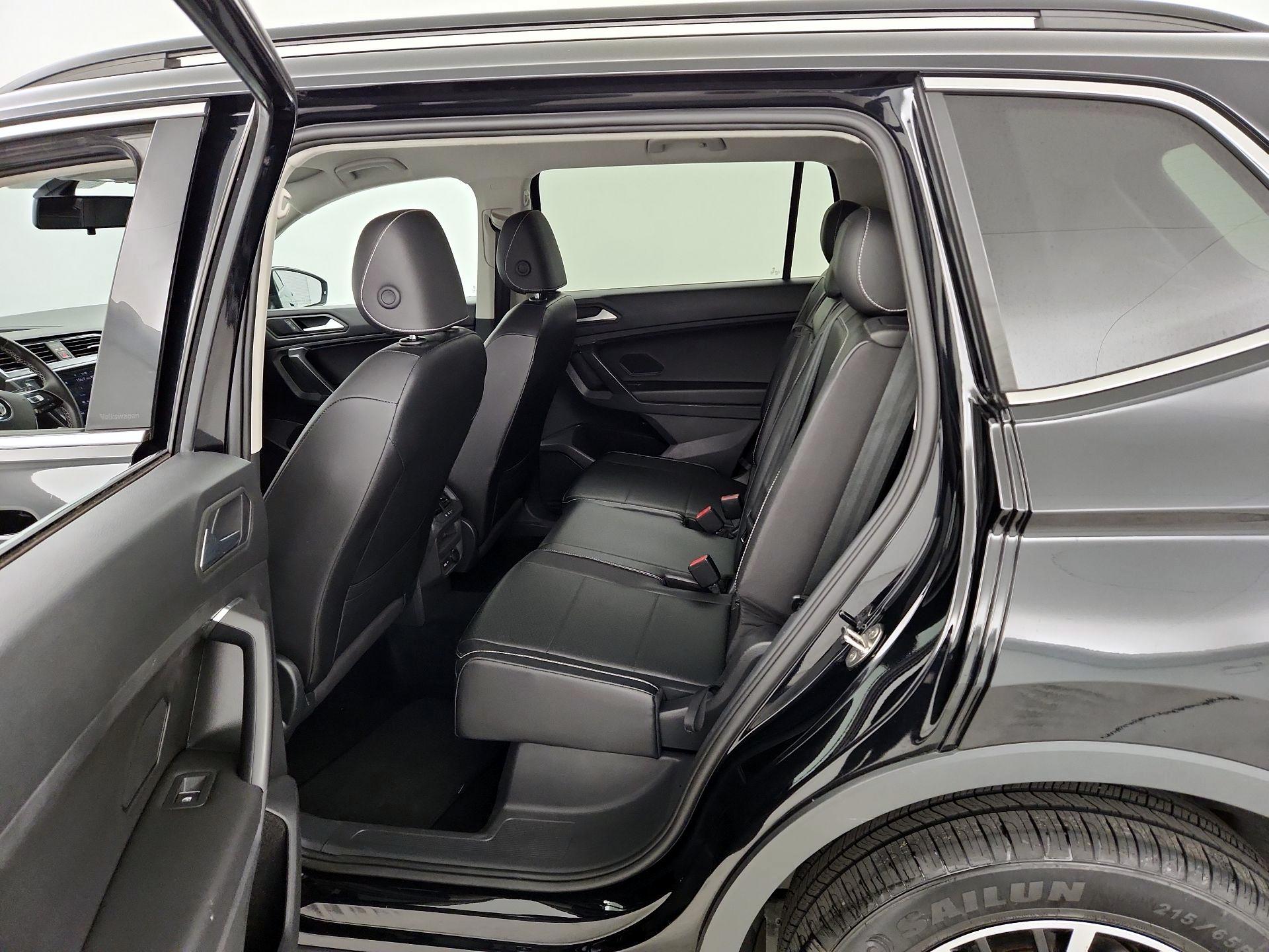 Thumbnail: 2021 Volkswagen Tiguan - 19