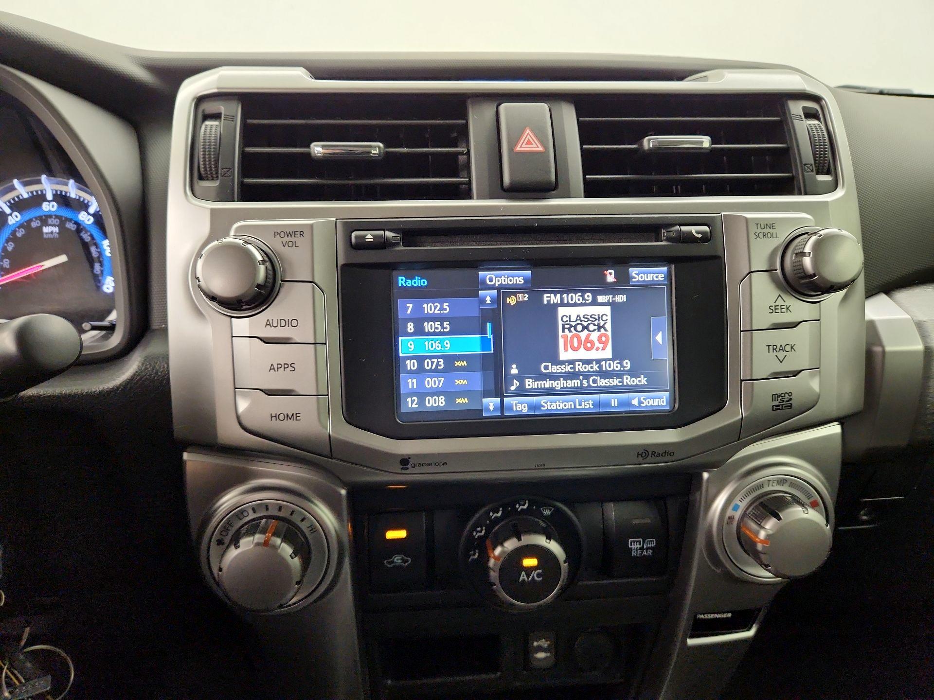 Thumbnail: 2015 Toyota 4Runner - 16