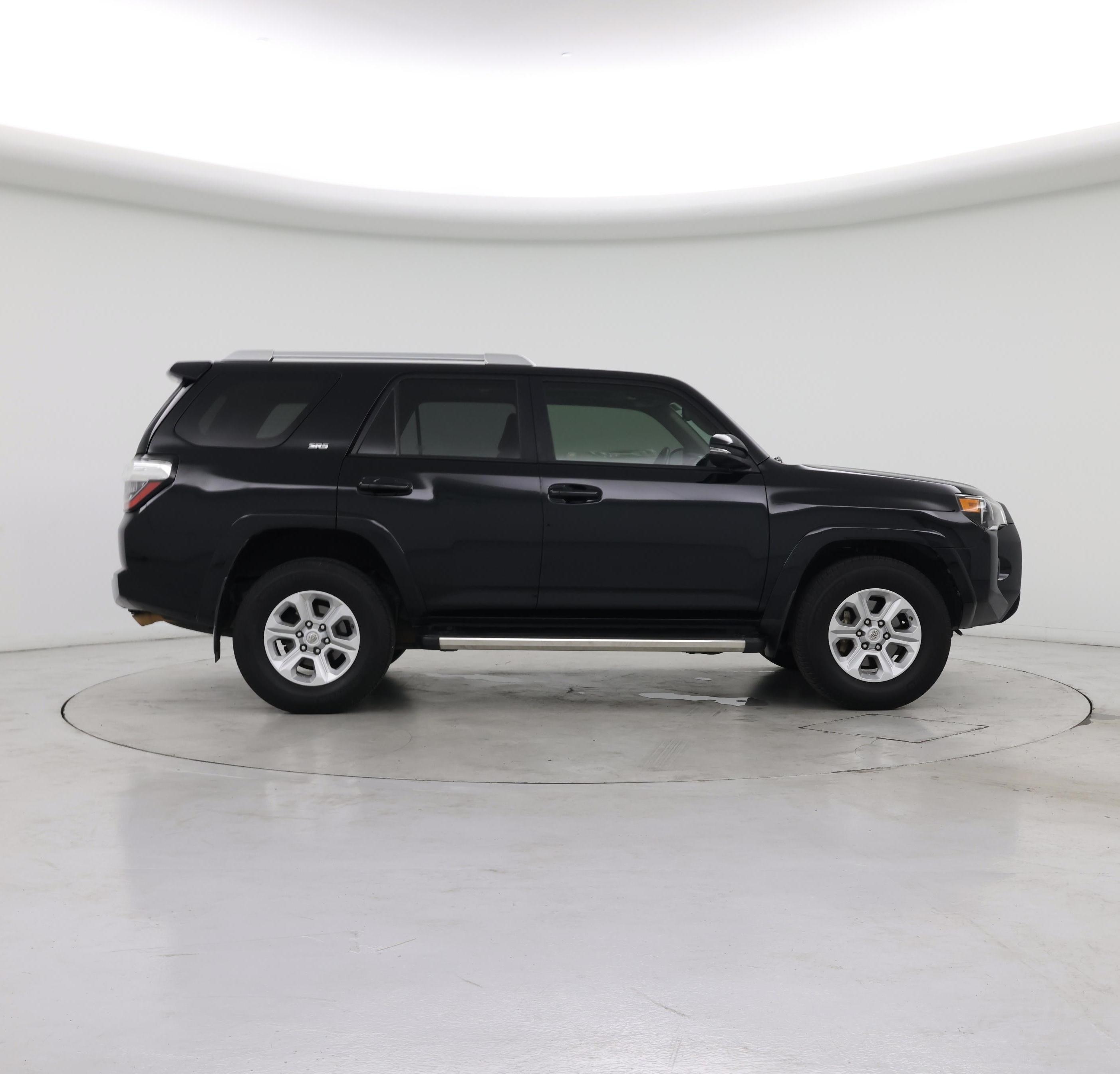 Thumbnail: 2015 Toyota 4Runner - 7