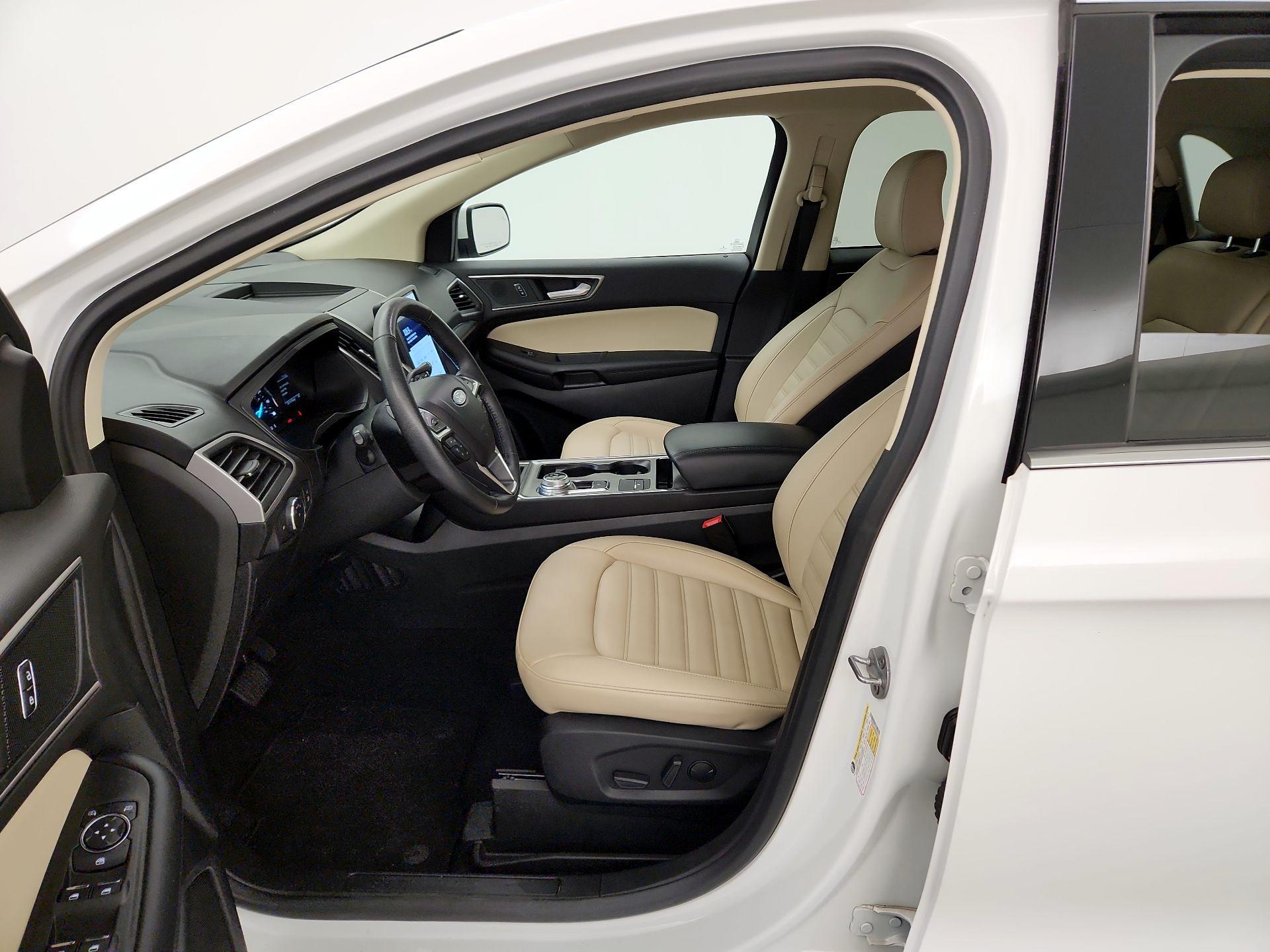 Thumbnail: 2022 Ford Edge - 11