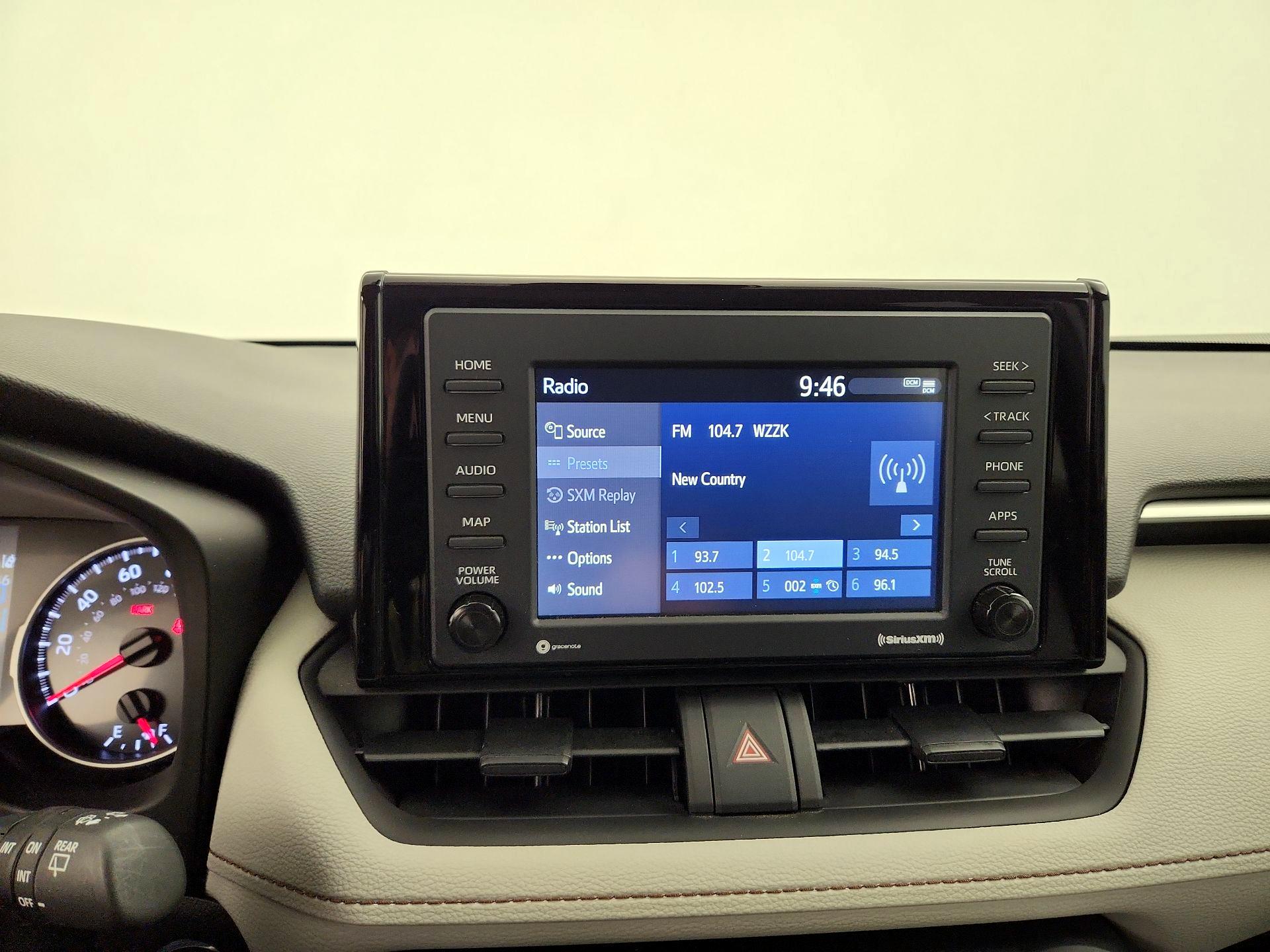 Thumbnail: 2022 Toyota RAV4 - 15