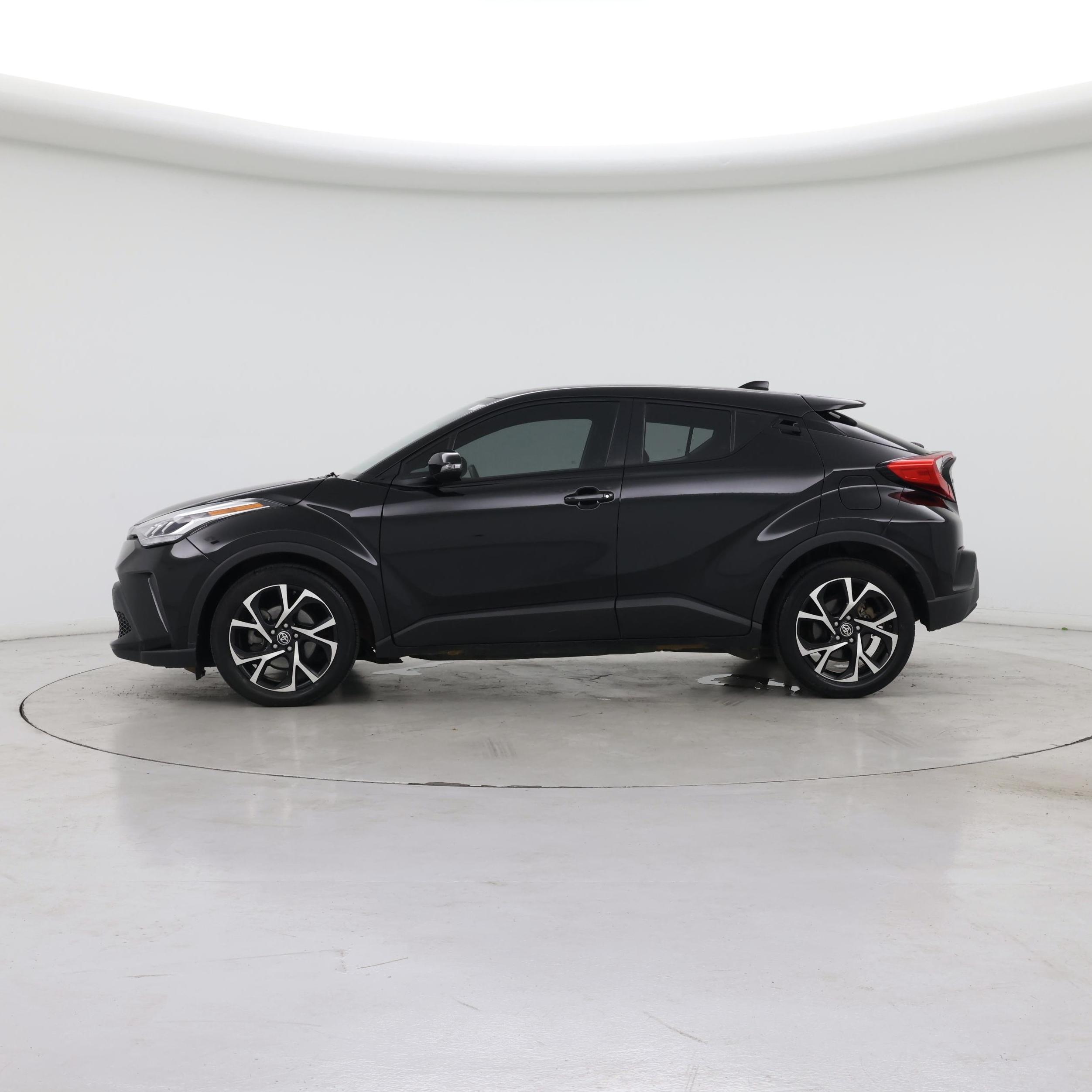 Thumbnail: 2022 Toyota C-HR - 3