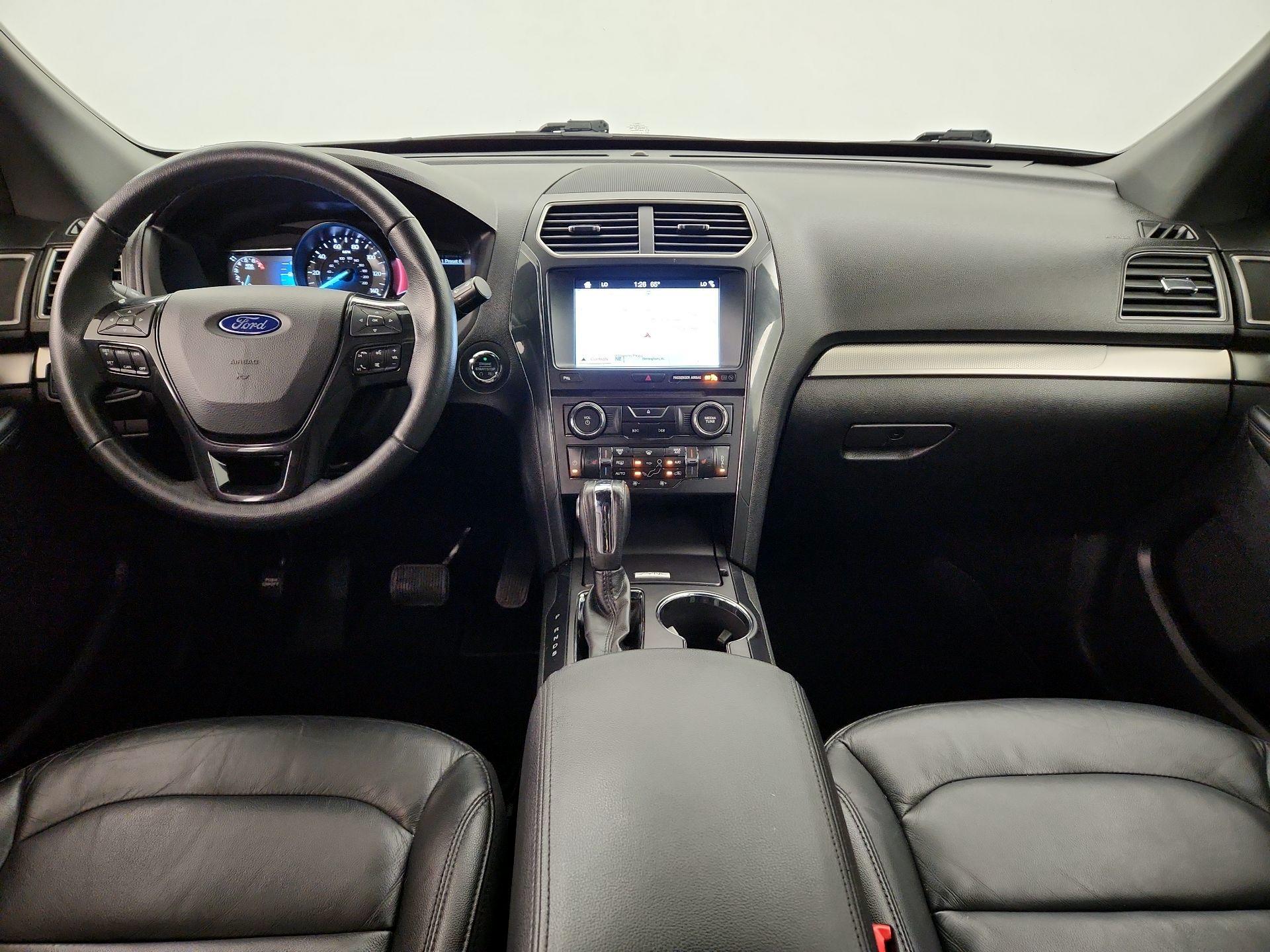 Thumbnail: 2018 Ford Explorer - 9