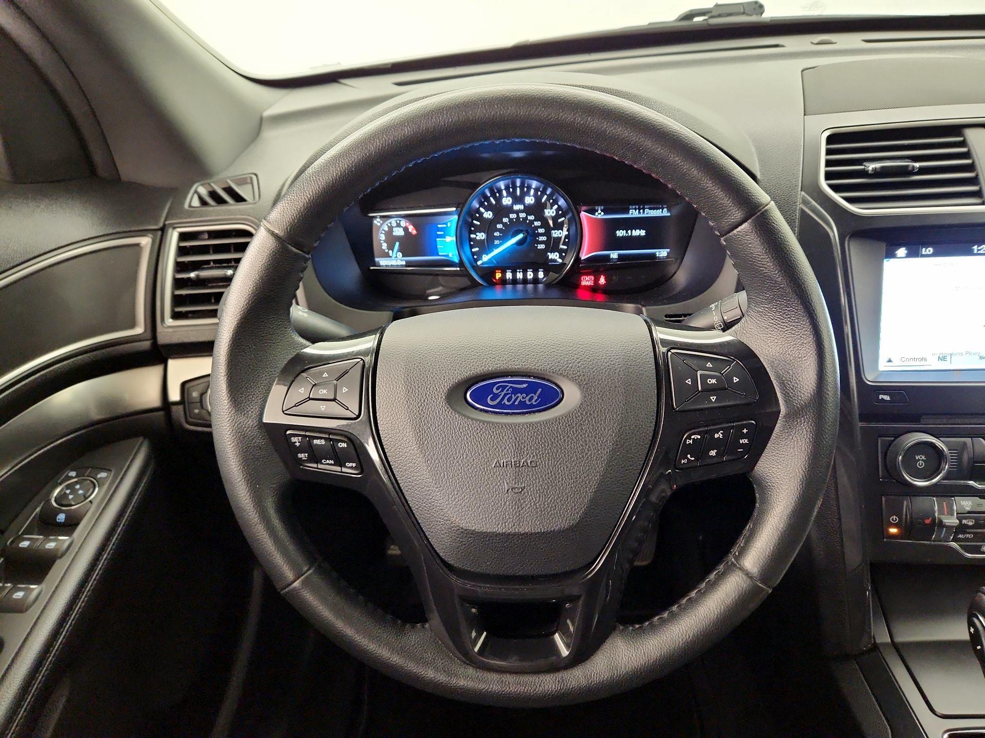 Thumbnail: 2018 Ford Explorer - 10