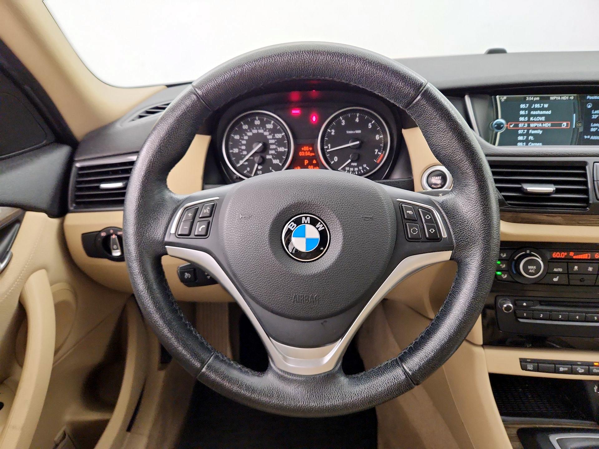 Thumbnail: 2014 BMW X1 - 10