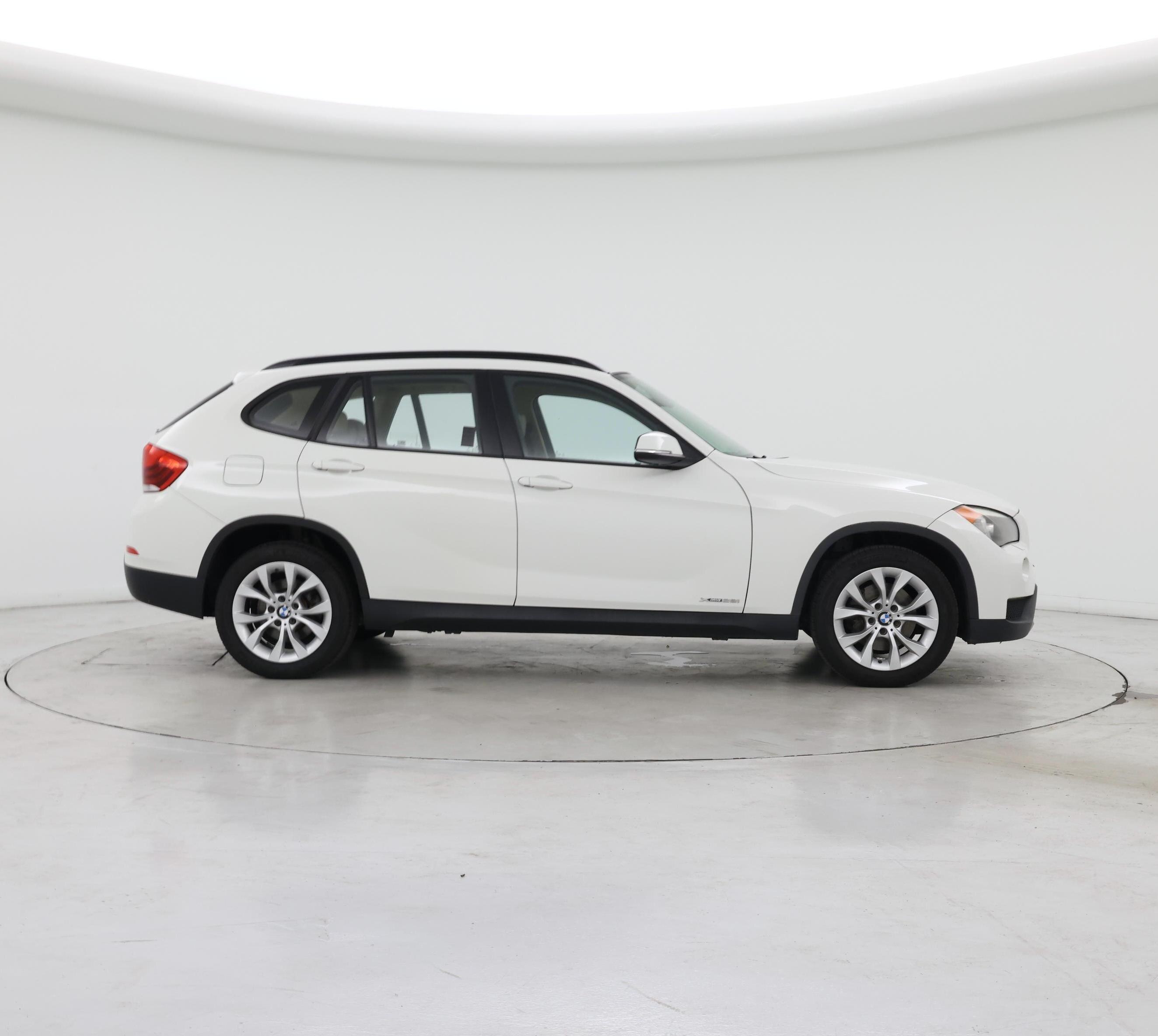 Thumbnail: 2014 BMW X1 - 7