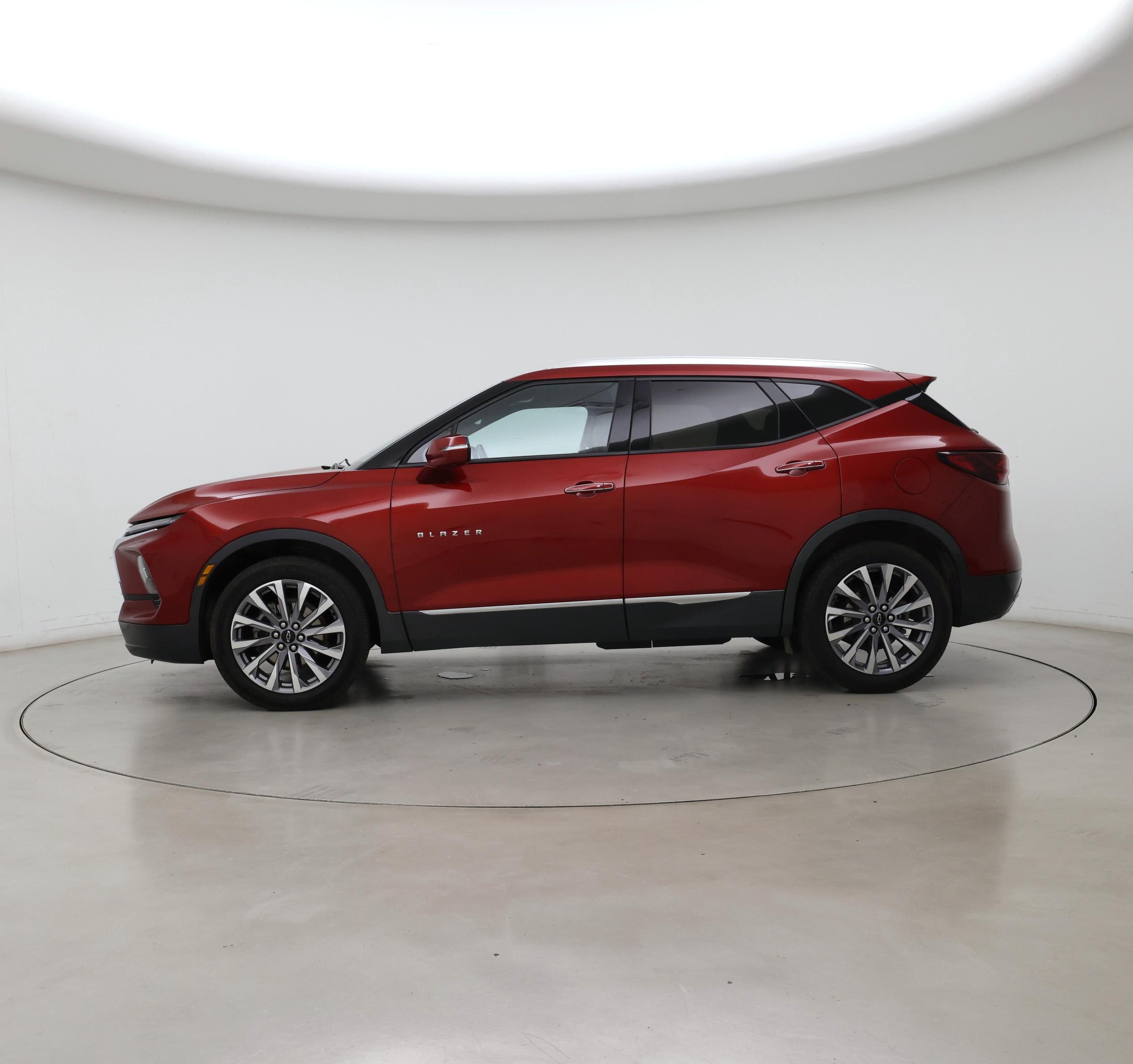 Thumbnail: 2023 Chevrolet Blazer - 3