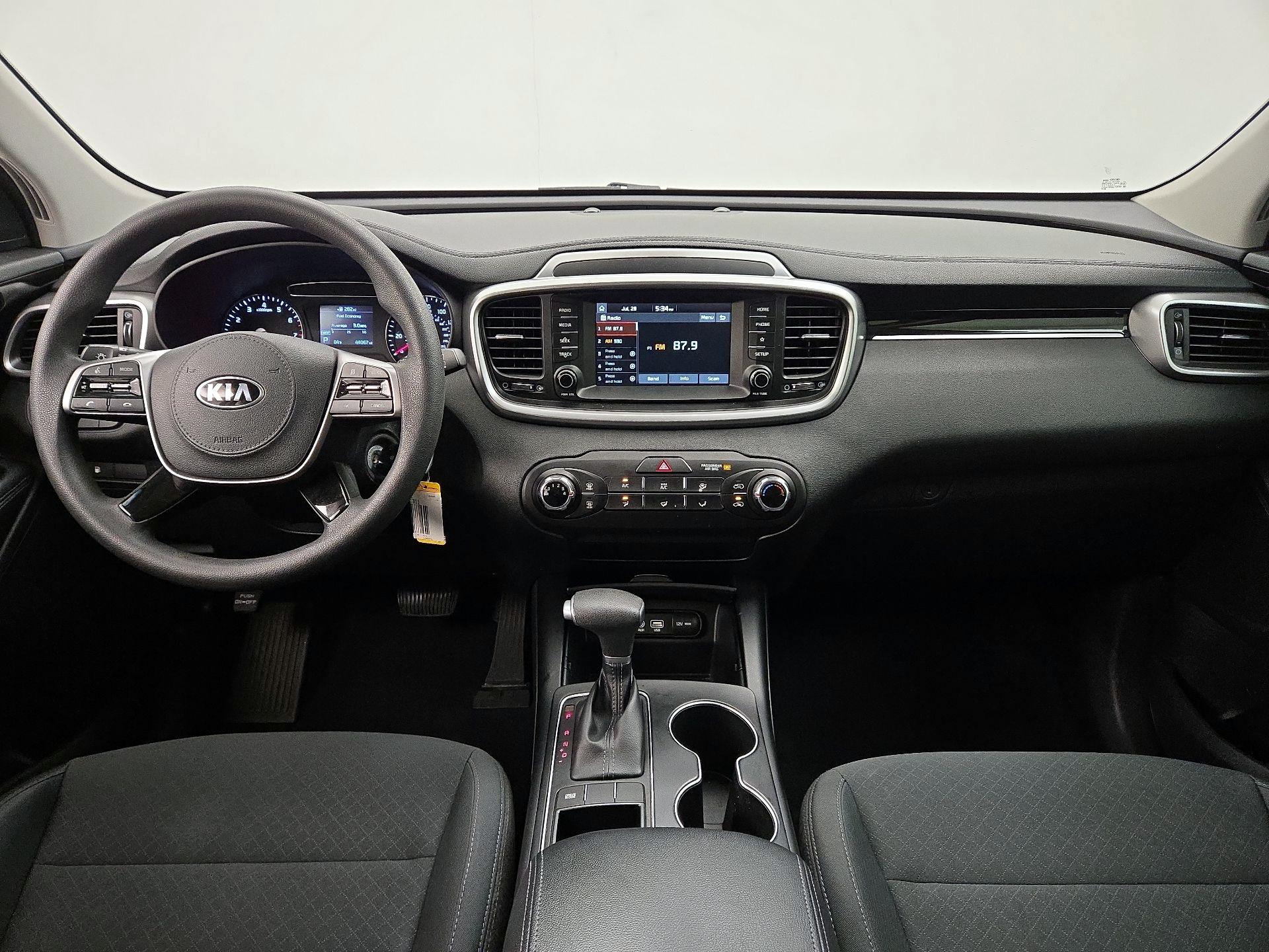 Thumbnail: 2020 Kia Sorento - 9