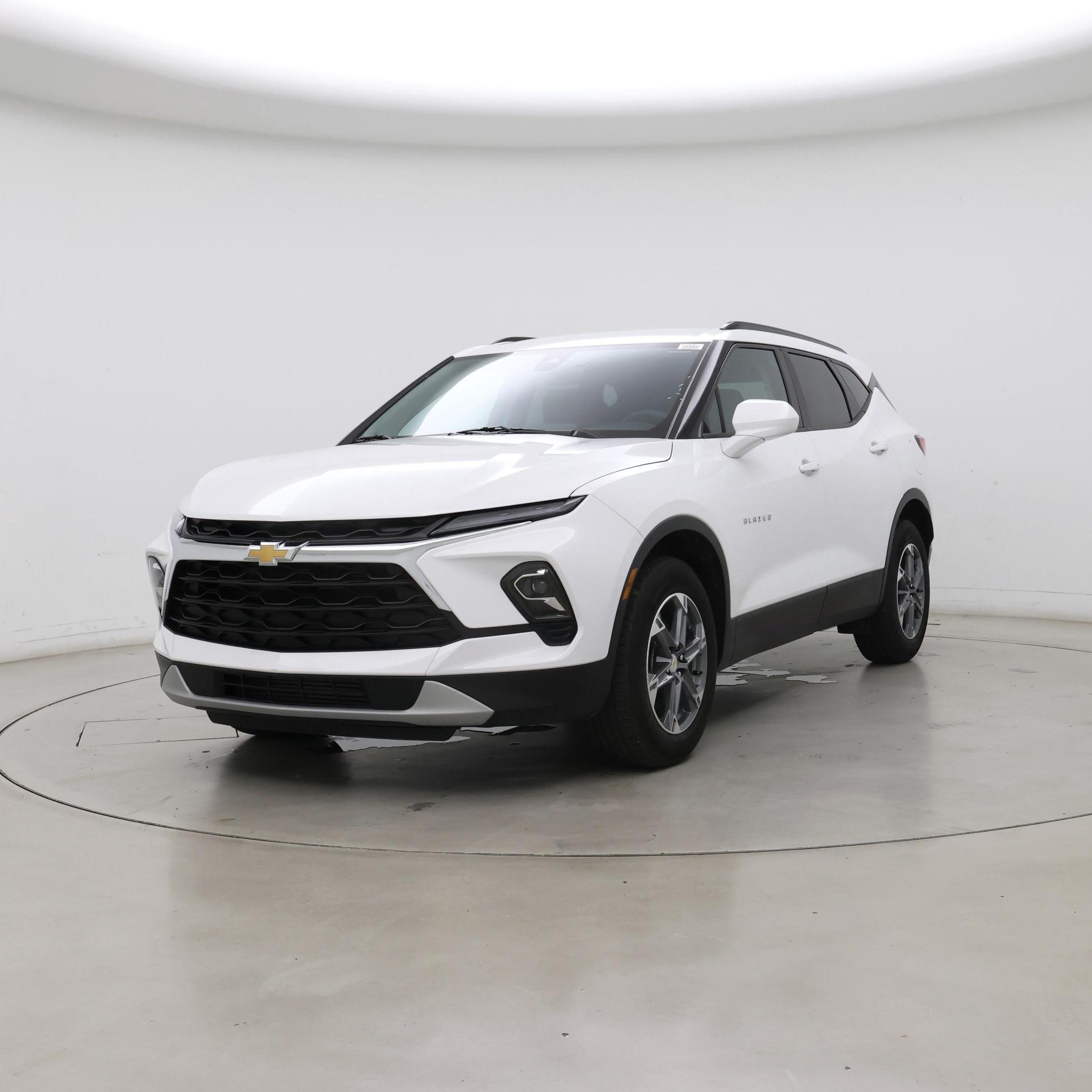 Thumbnail: 2023 Chevrolet Blazer - 4
