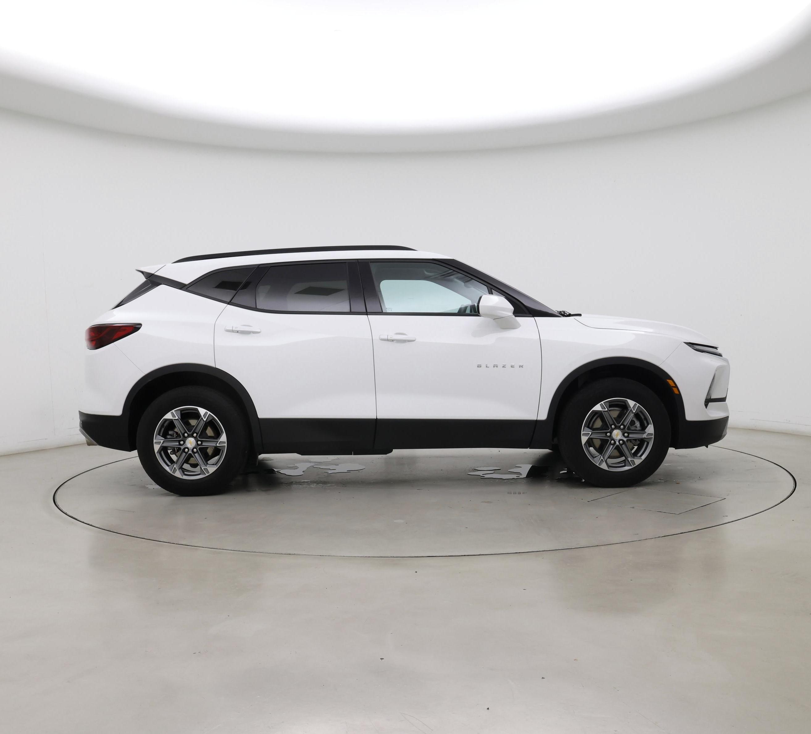 Thumbnail: 2023 Chevrolet Blazer - 7