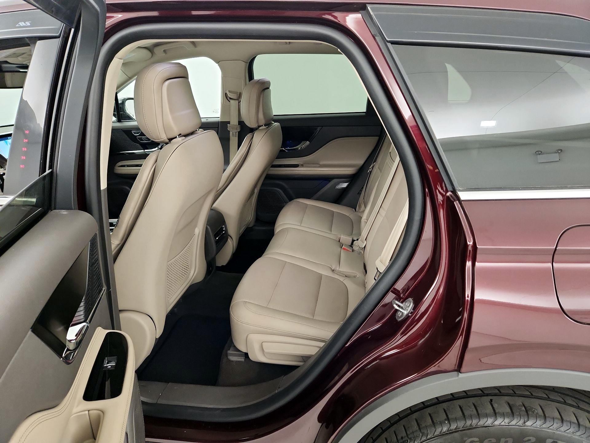 Thumbnail: 2020 Lincoln Corsair - 20
