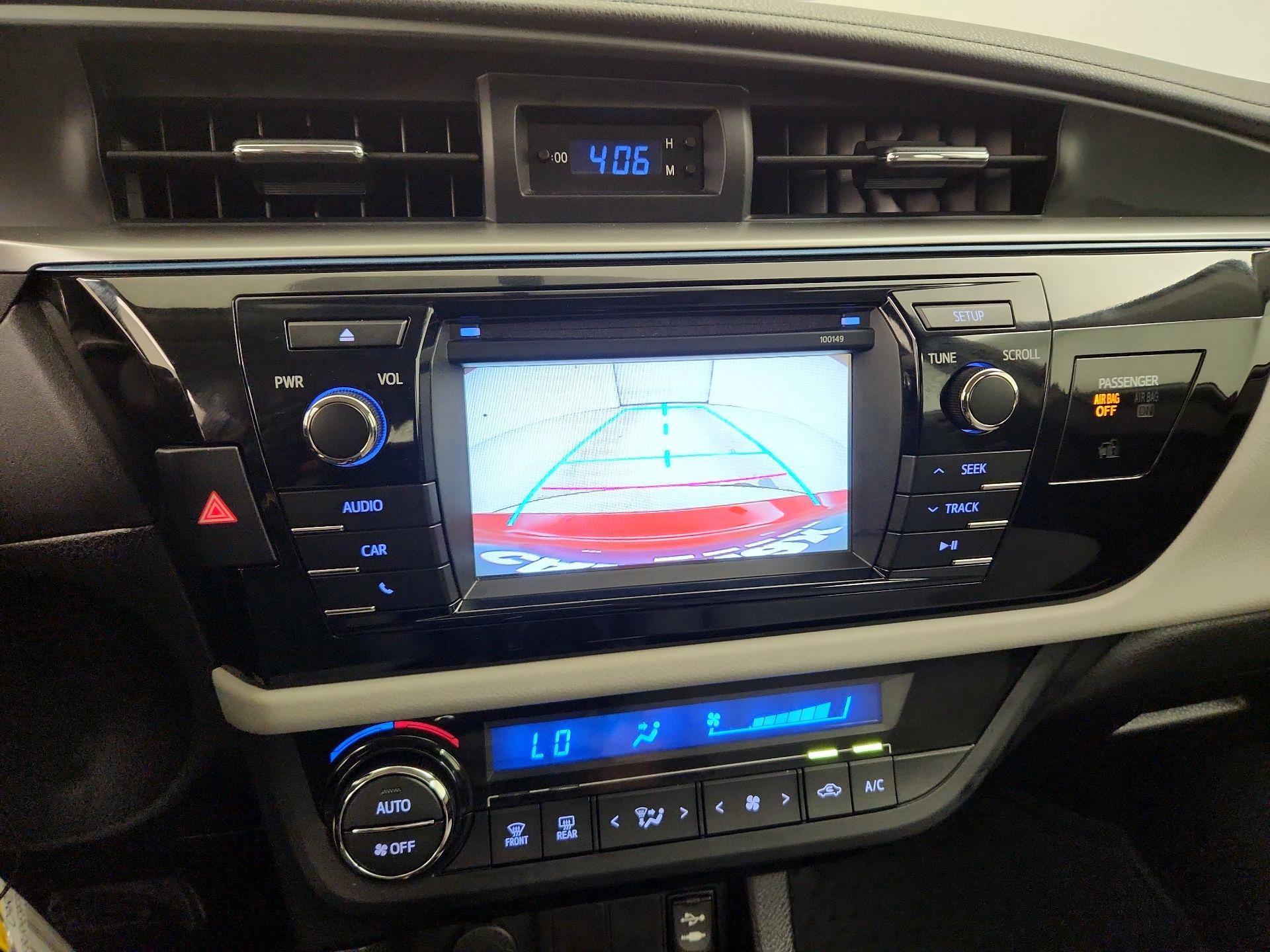 Thumbnail: 2015 Toyota Corolla - 14