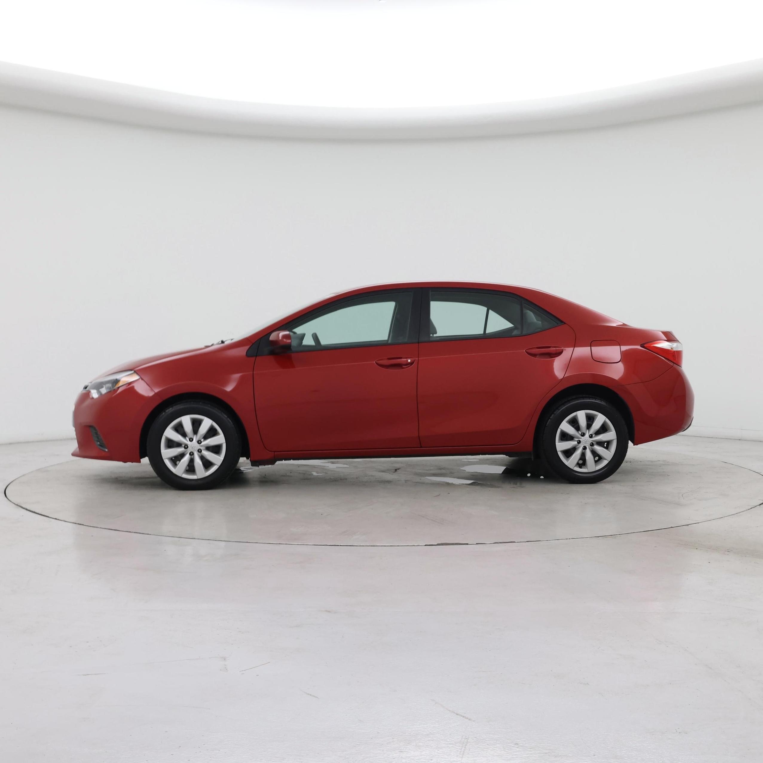Thumbnail: 2015 Toyota Corolla - 3
