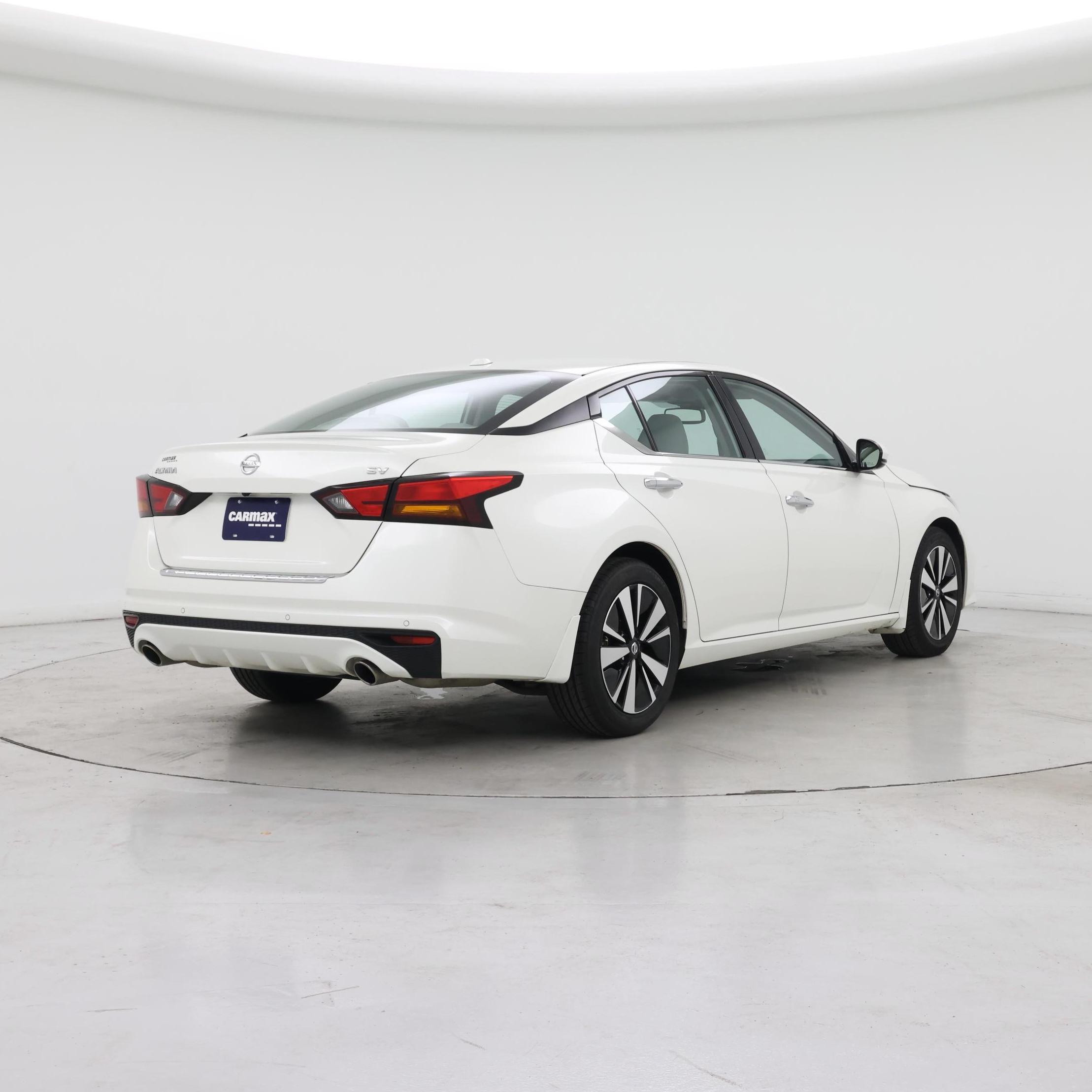 Thumbnail: 2020 Nissan Altima - 8