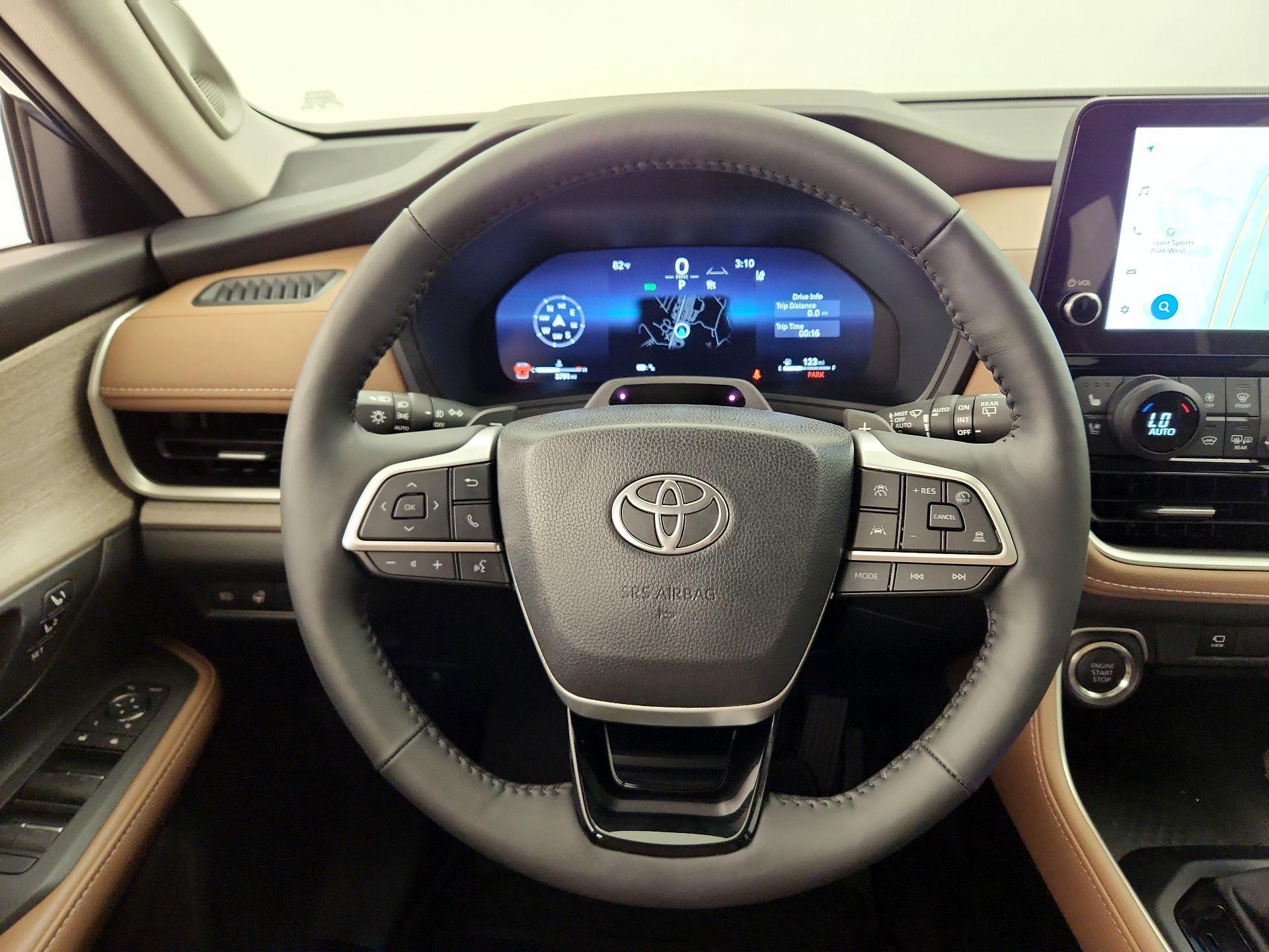 Thumbnail: 2025 Toyota Grand Highlander - 10