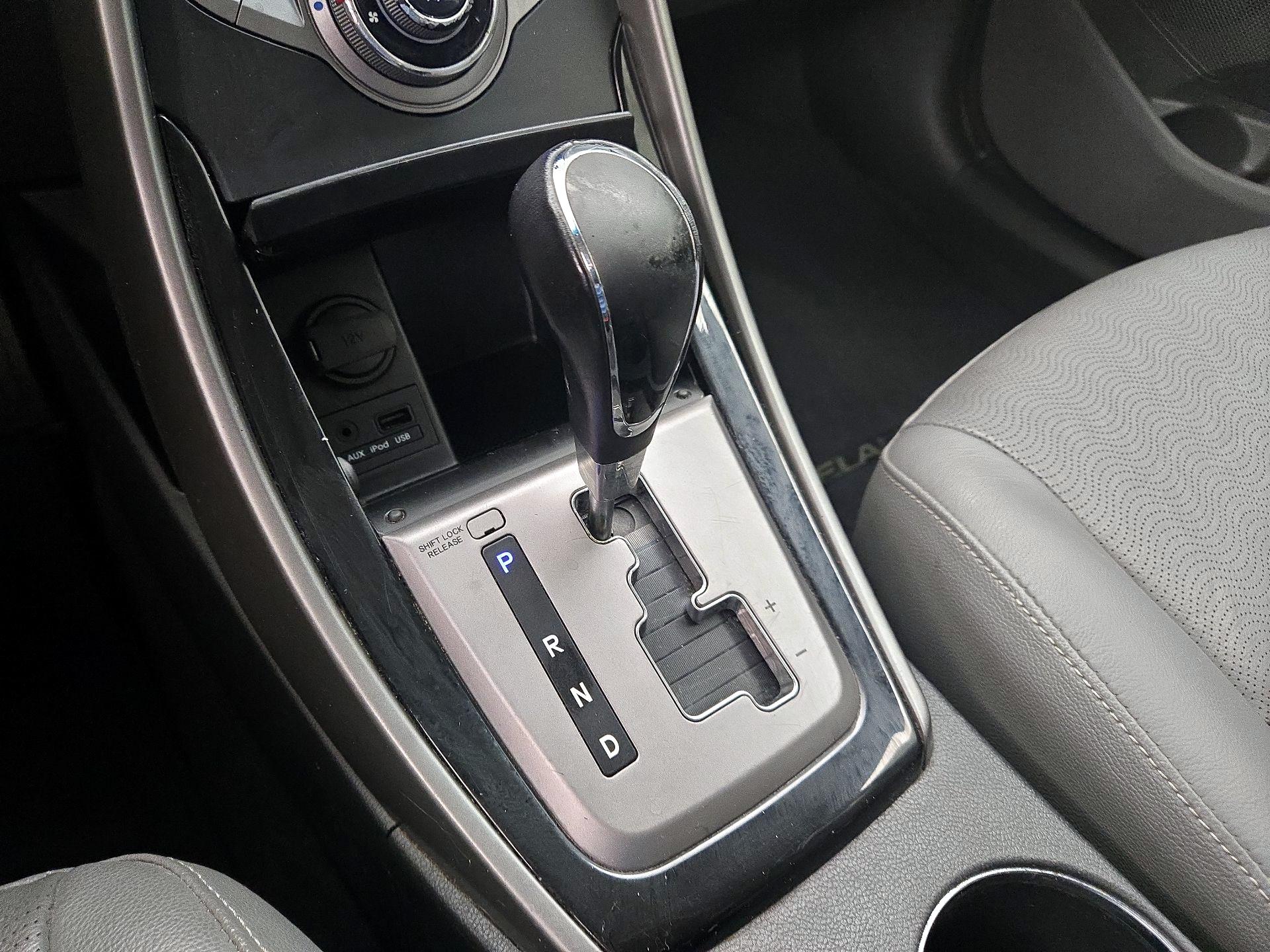 Thumbnail: 2013 Hyundai Elantra - 16
