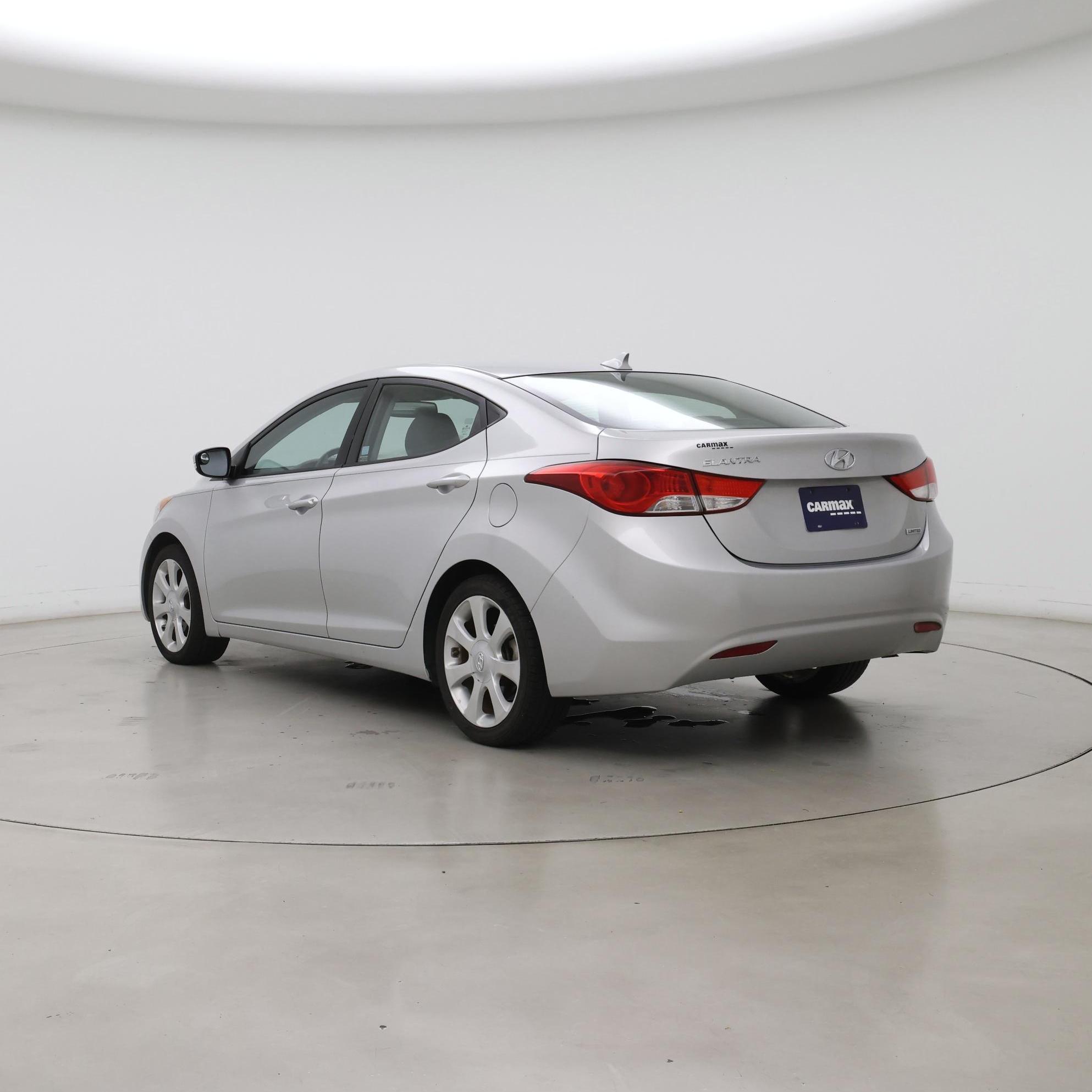 Thumbnail: 2013 Hyundai Elantra - 2