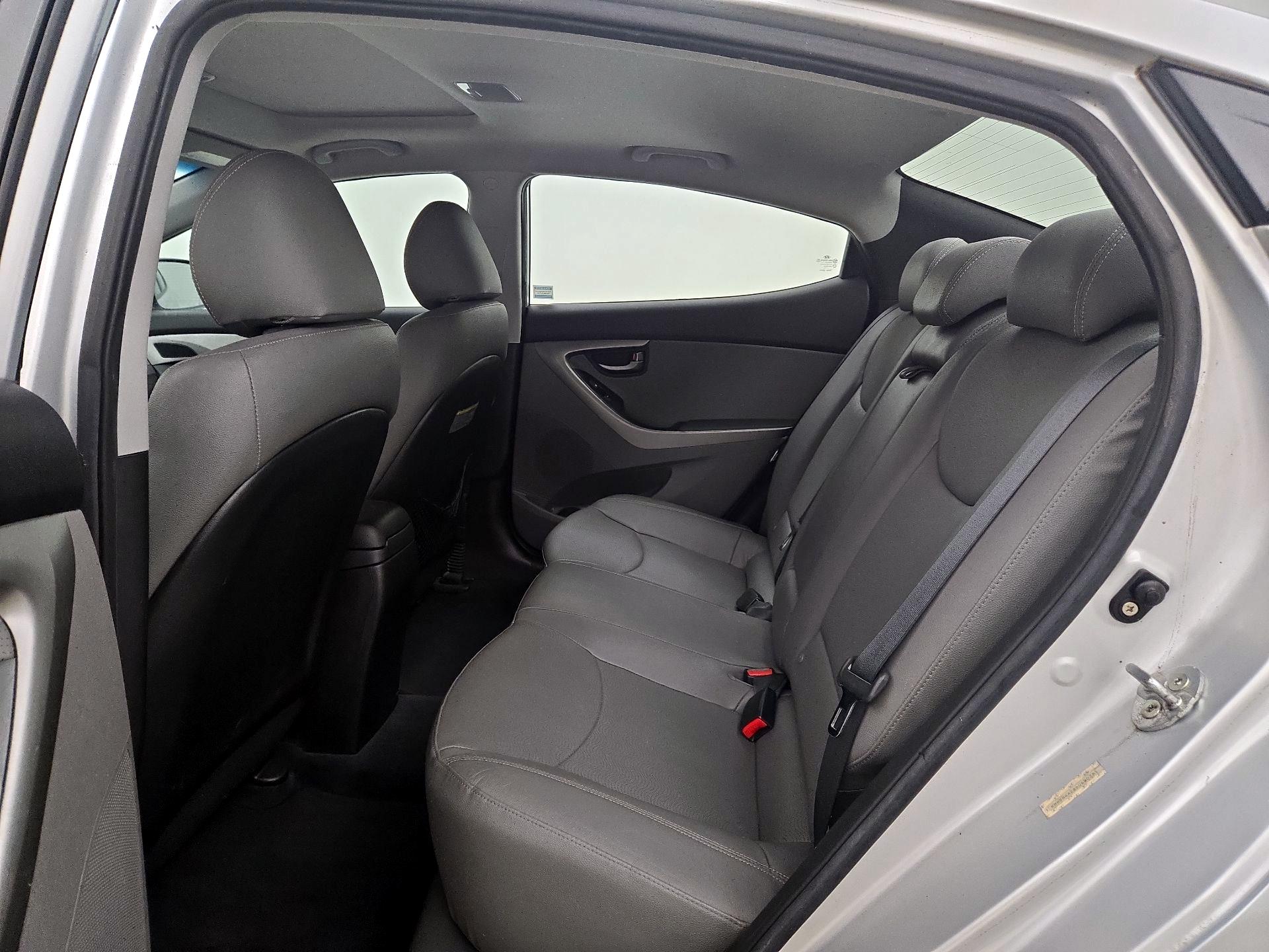 Thumbnail: 2013 Hyundai Elantra - 19