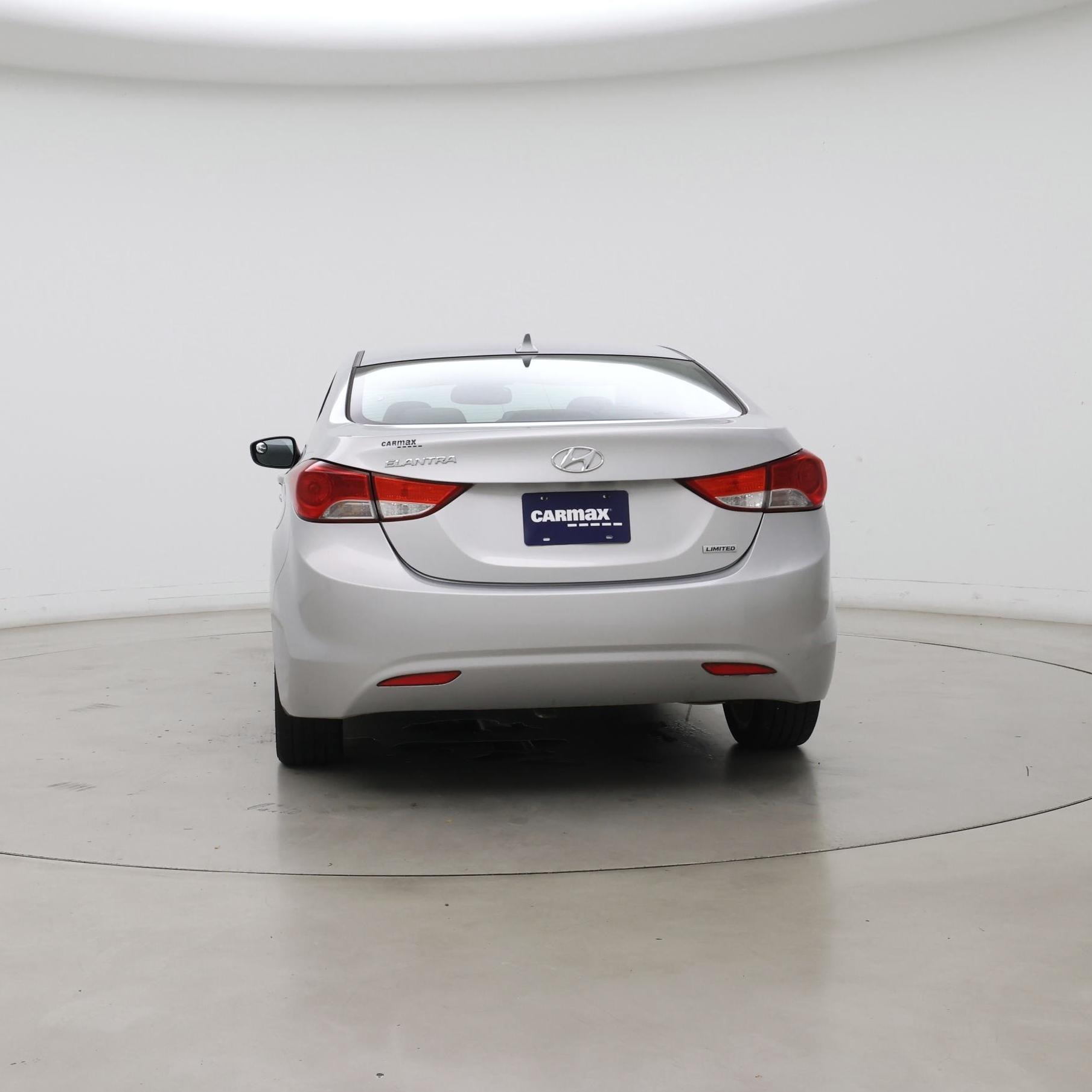 Thumbnail: 2013 Hyundai Elantra - 6