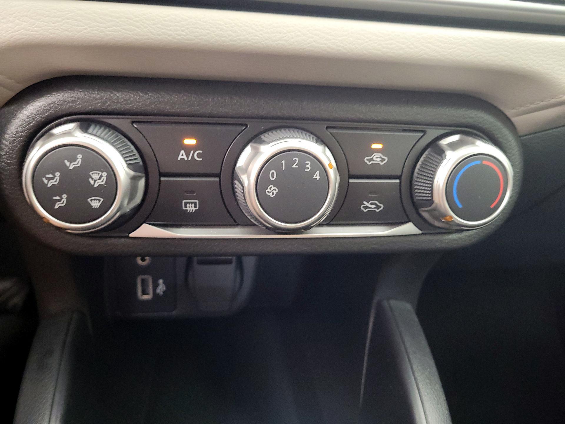 Thumbnail: 2021 Nissan Versa - 14