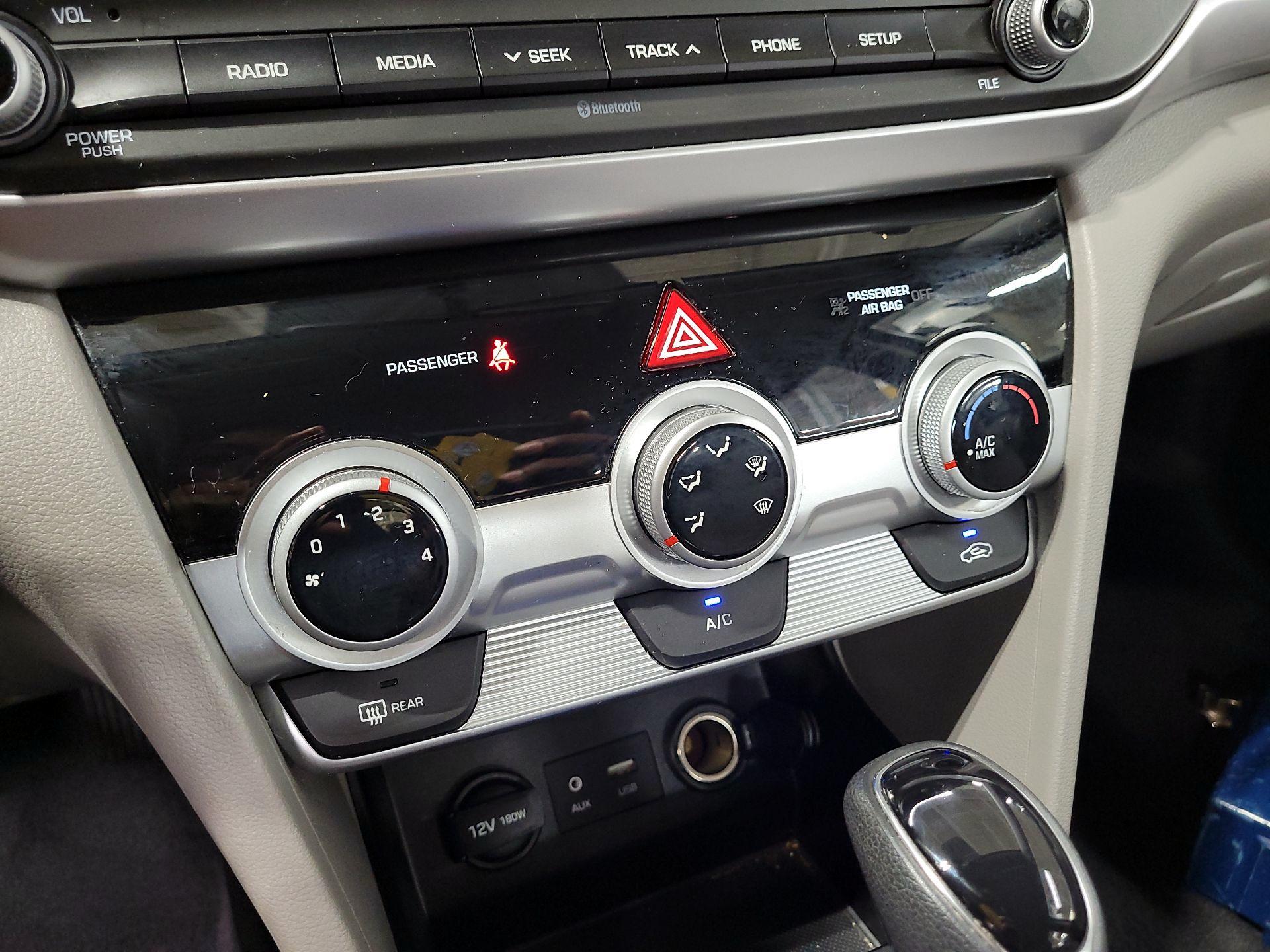 Thumbnail: 2019 Hyundai Elantra - 16