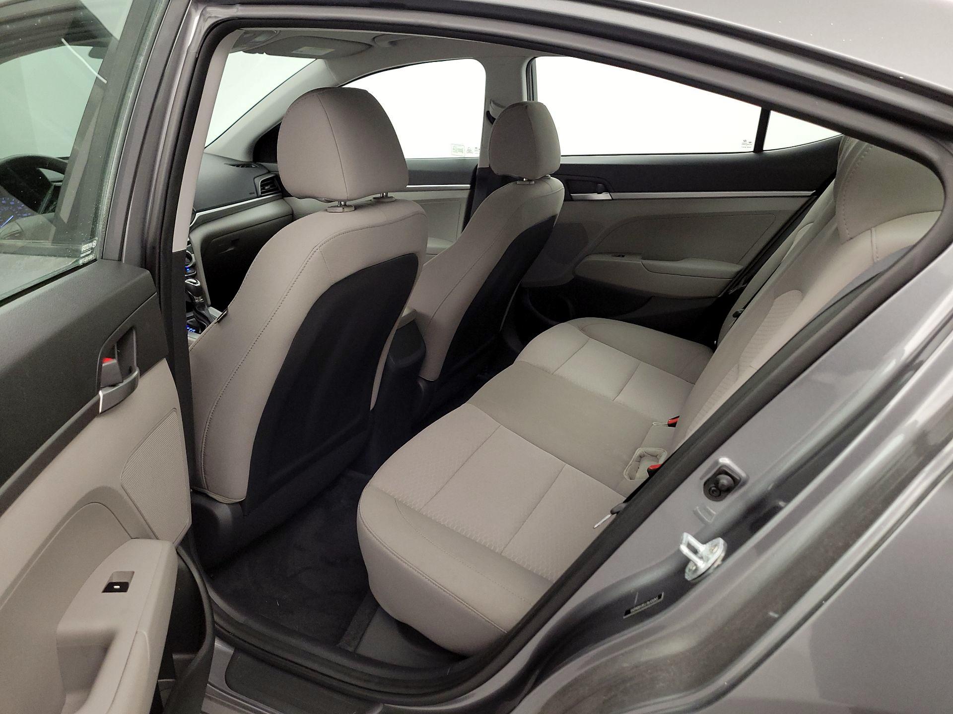 Thumbnail: 2019 Hyundai Elantra - 18