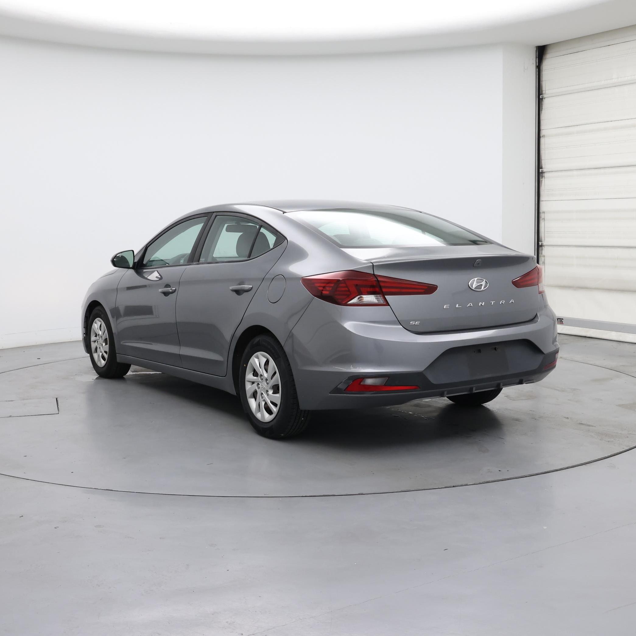 Thumbnail: 2019 Hyundai Elantra - 2