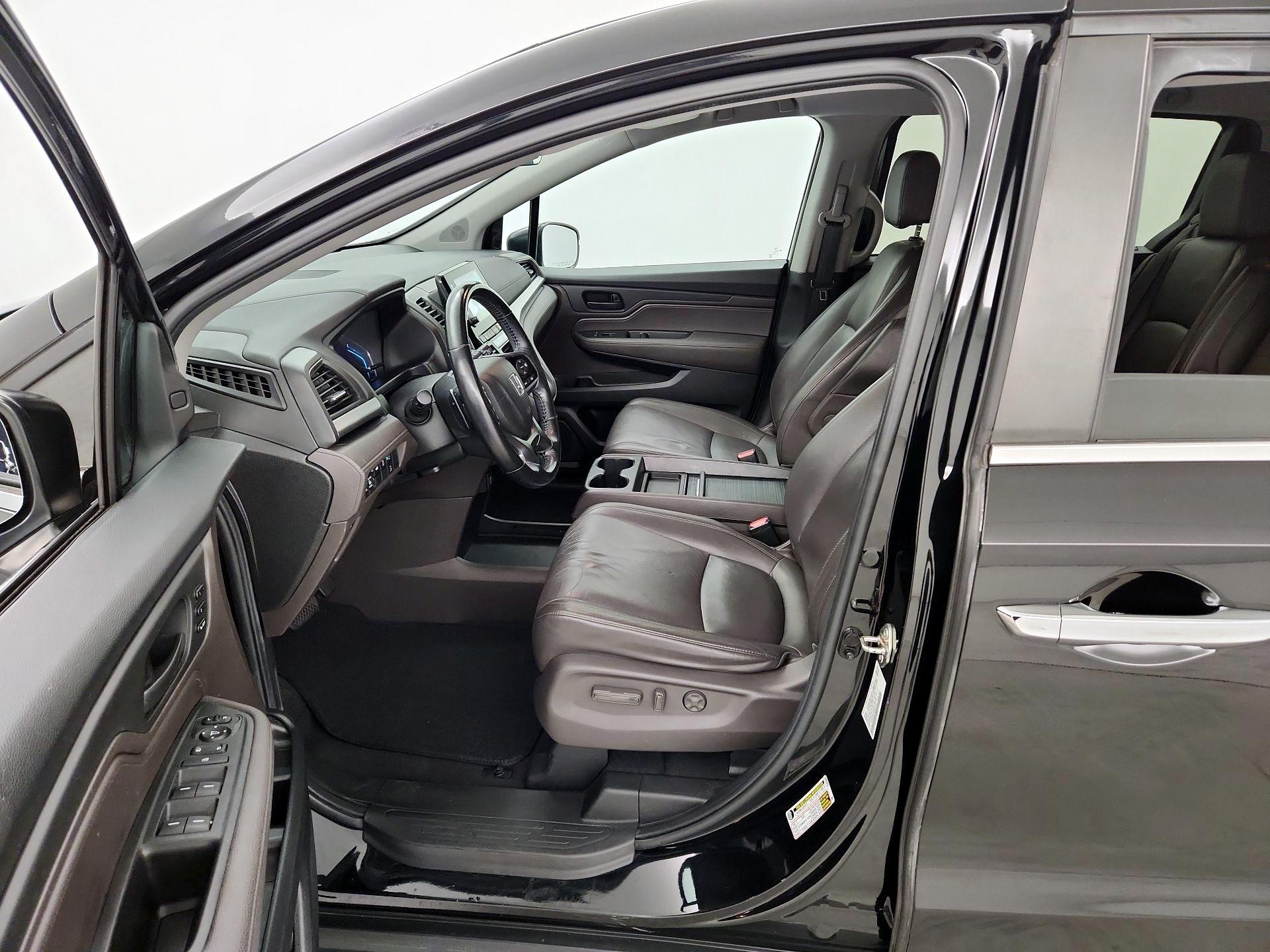 Thumbnail: 2019 Honda Odyssey - 11