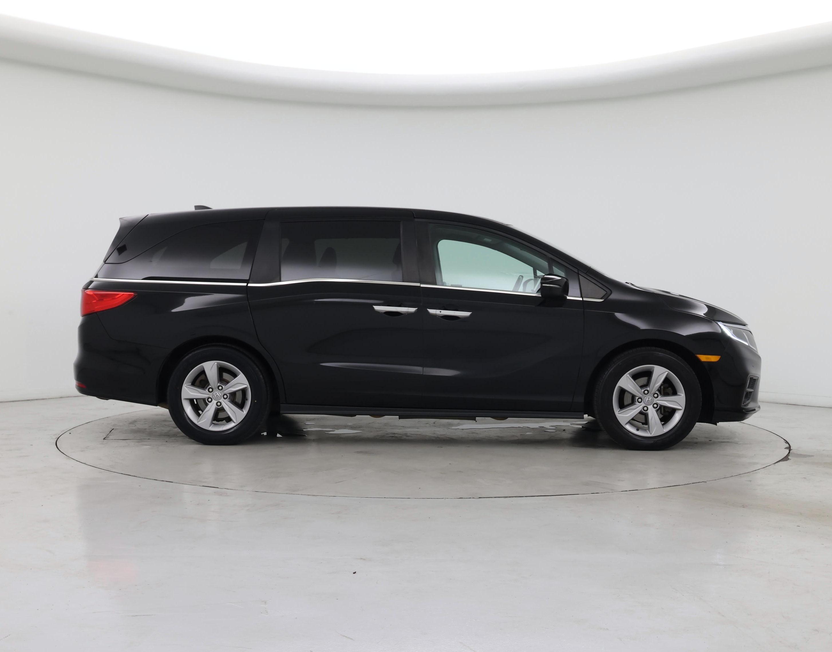 Thumbnail: 2019 Honda Odyssey - 7