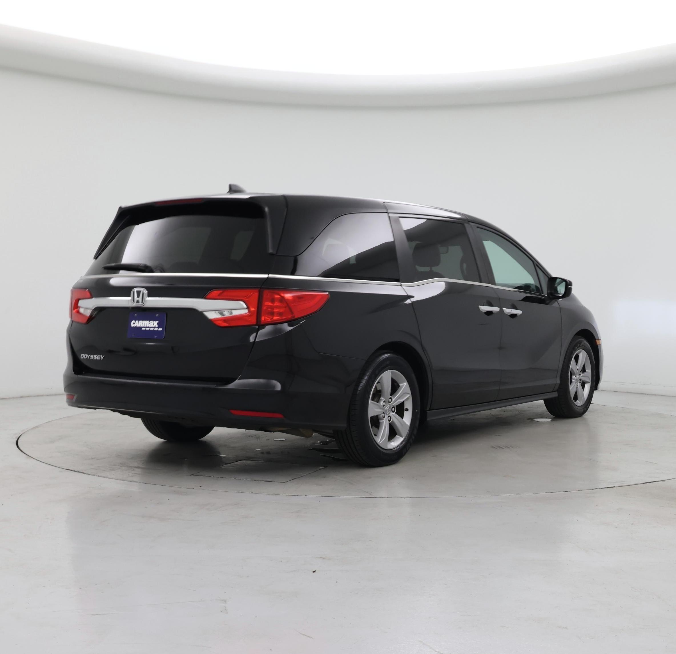 Thumbnail: 2019 Honda Odyssey - 8