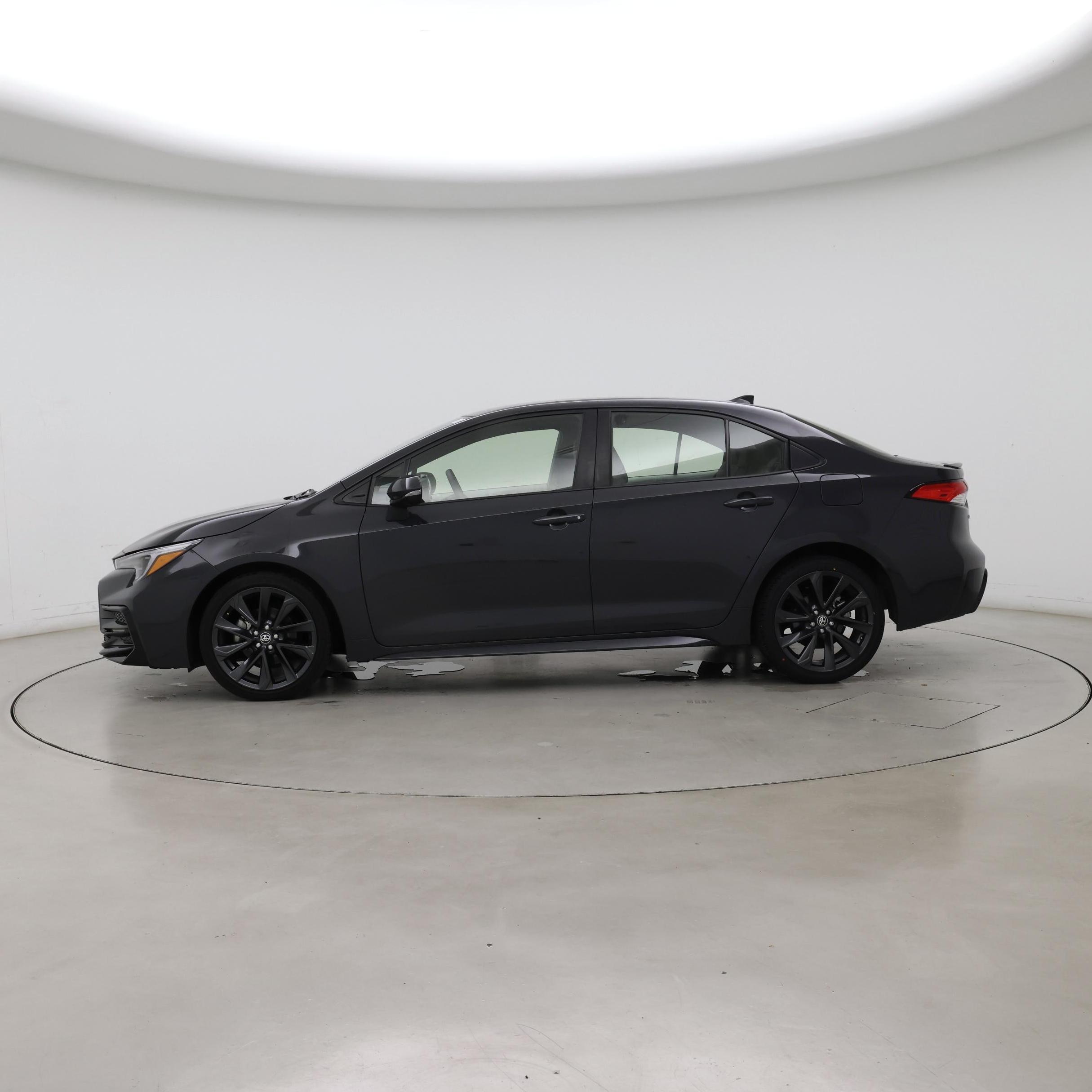 Thumbnail: 2023 Toyota Corolla - 3