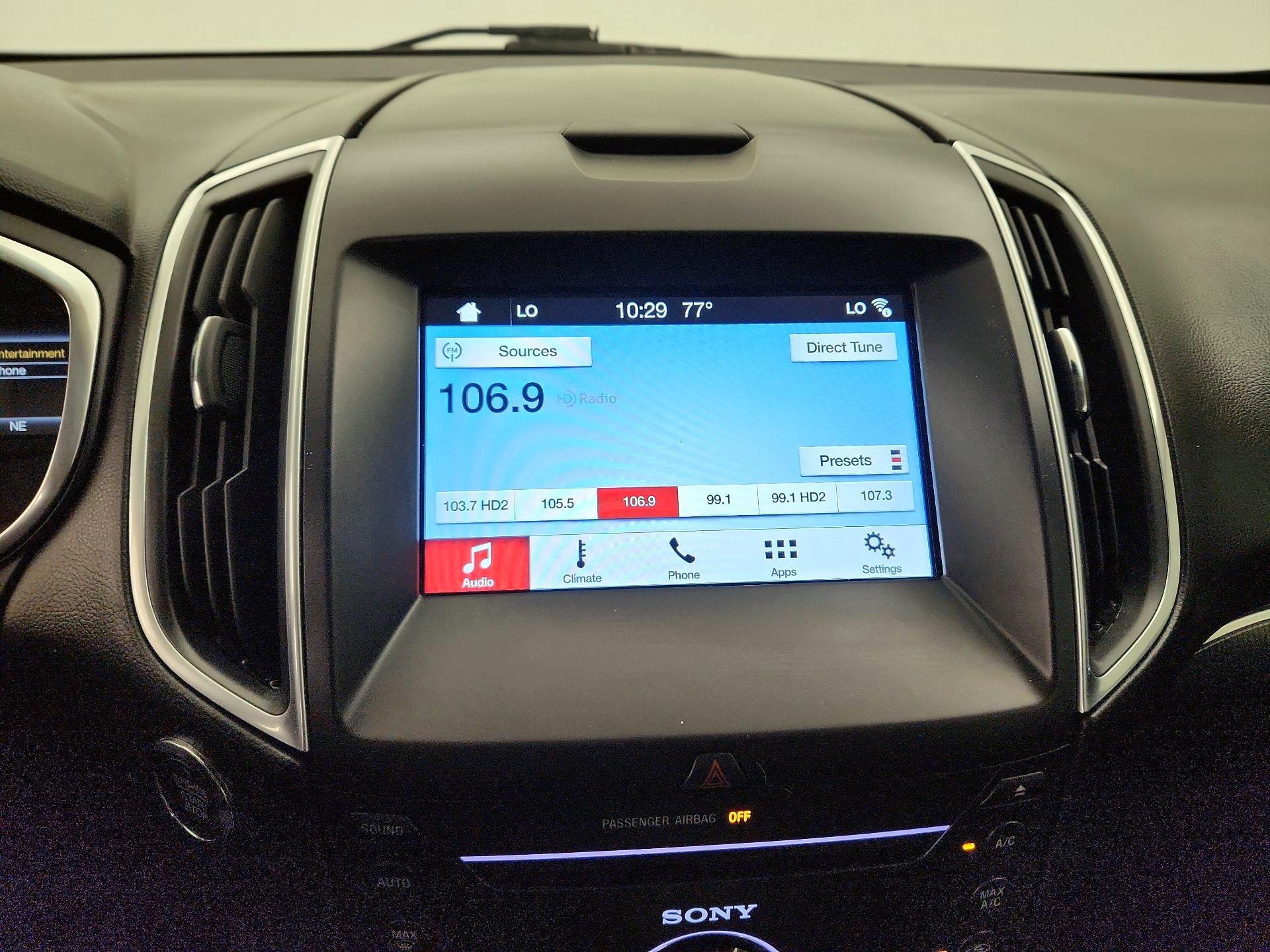 Thumbnail: 2016 Ford Edge - 15