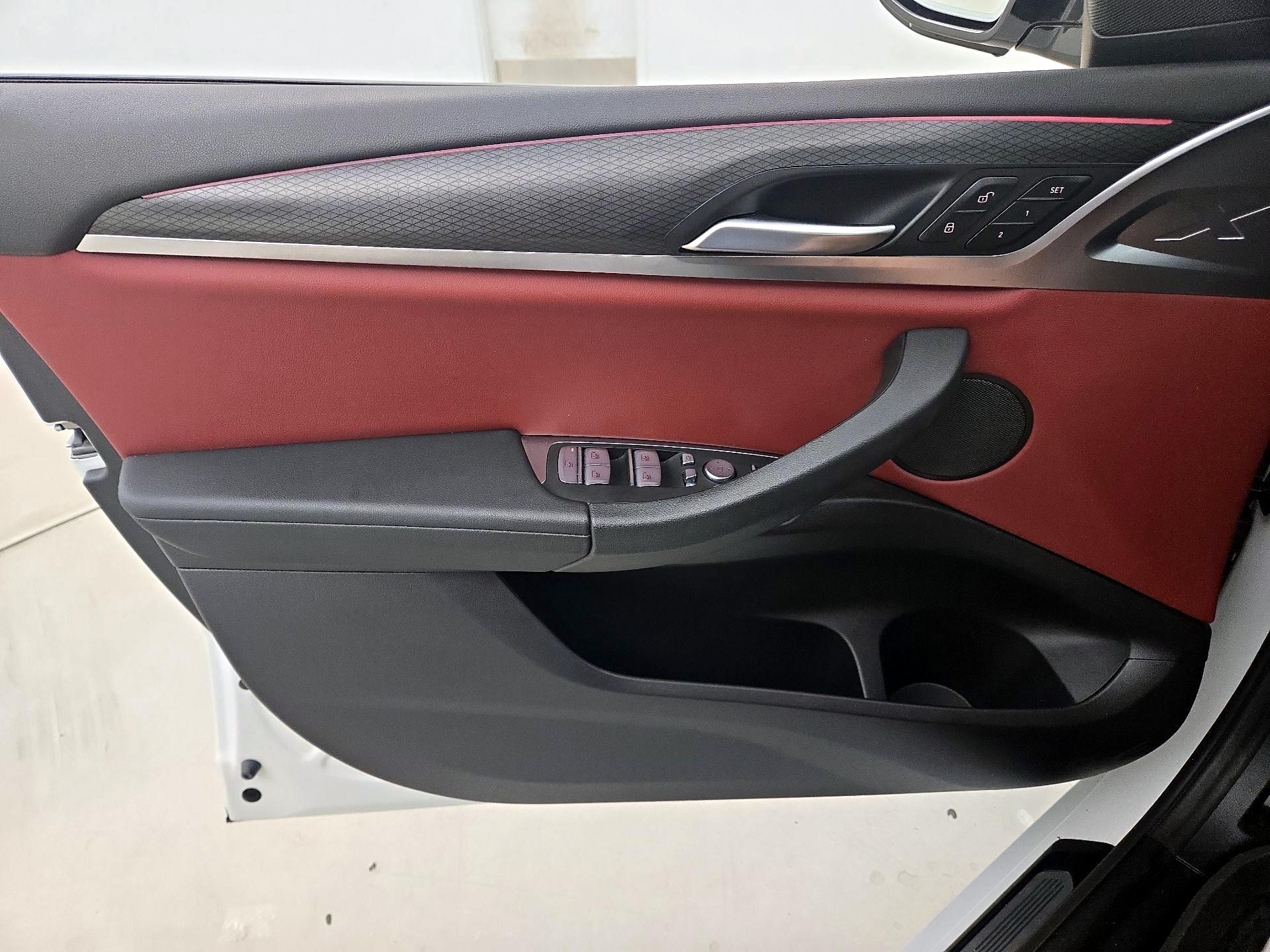 Thumbnail: 2022 BMW X3 - 12