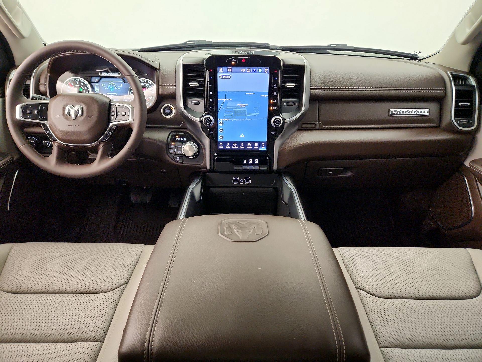 Thumbnail: 2025 RAM 1500 - 9