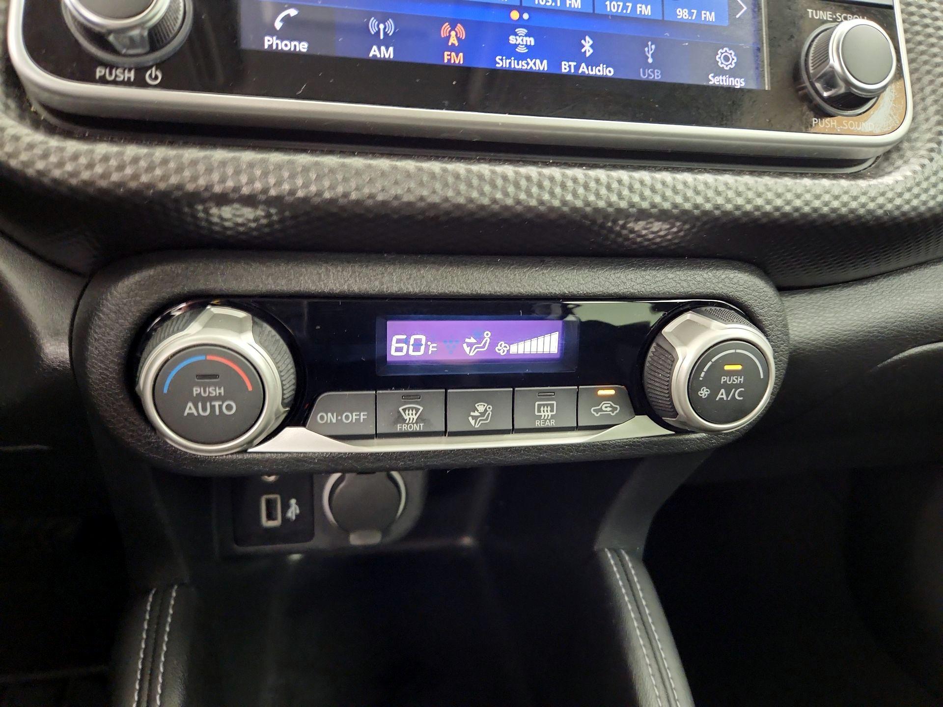 Thumbnail: 2019 Nissan Kicks - 16