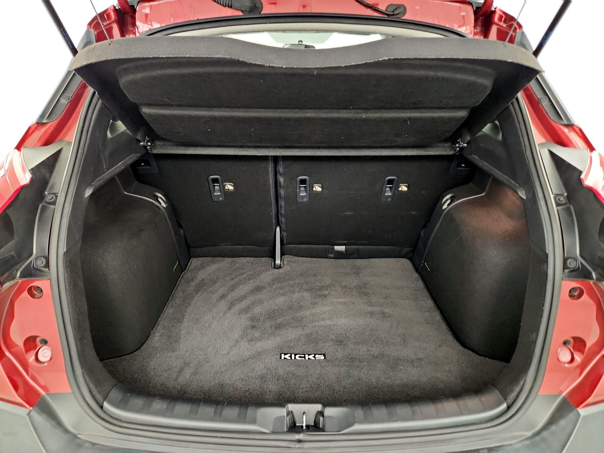 Thumbnail: 2019 Nissan Kicks - 20