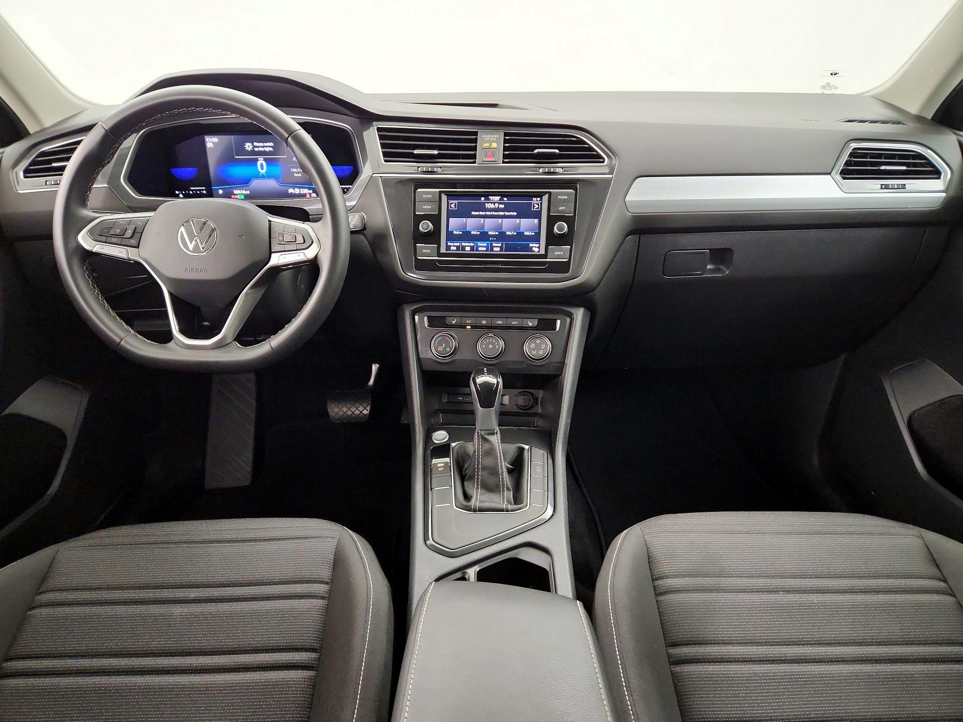 Thumbnail: 2023 Volkswagen Tiguan - 9