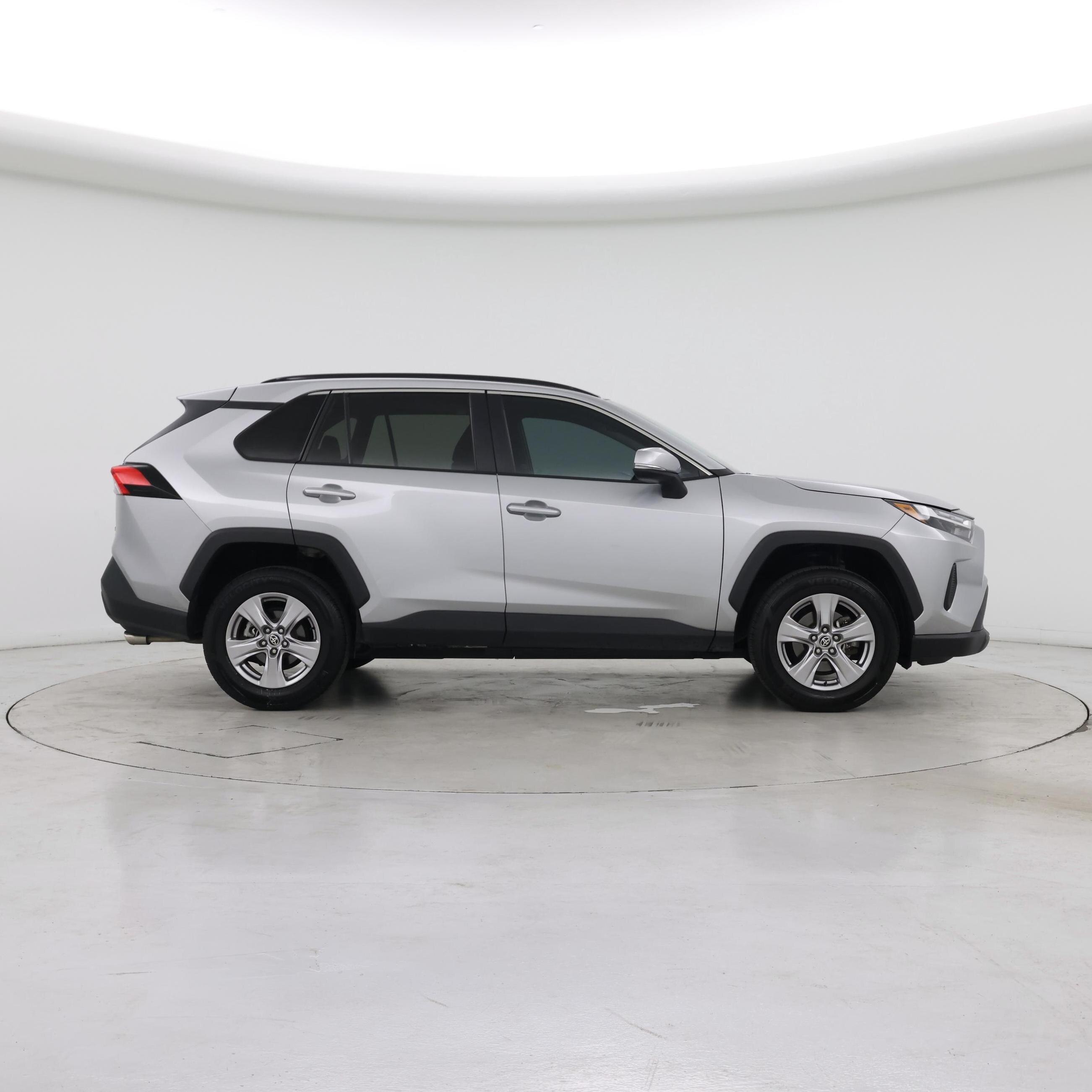 Thumbnail: 2022 Toyota RAV4 - 7