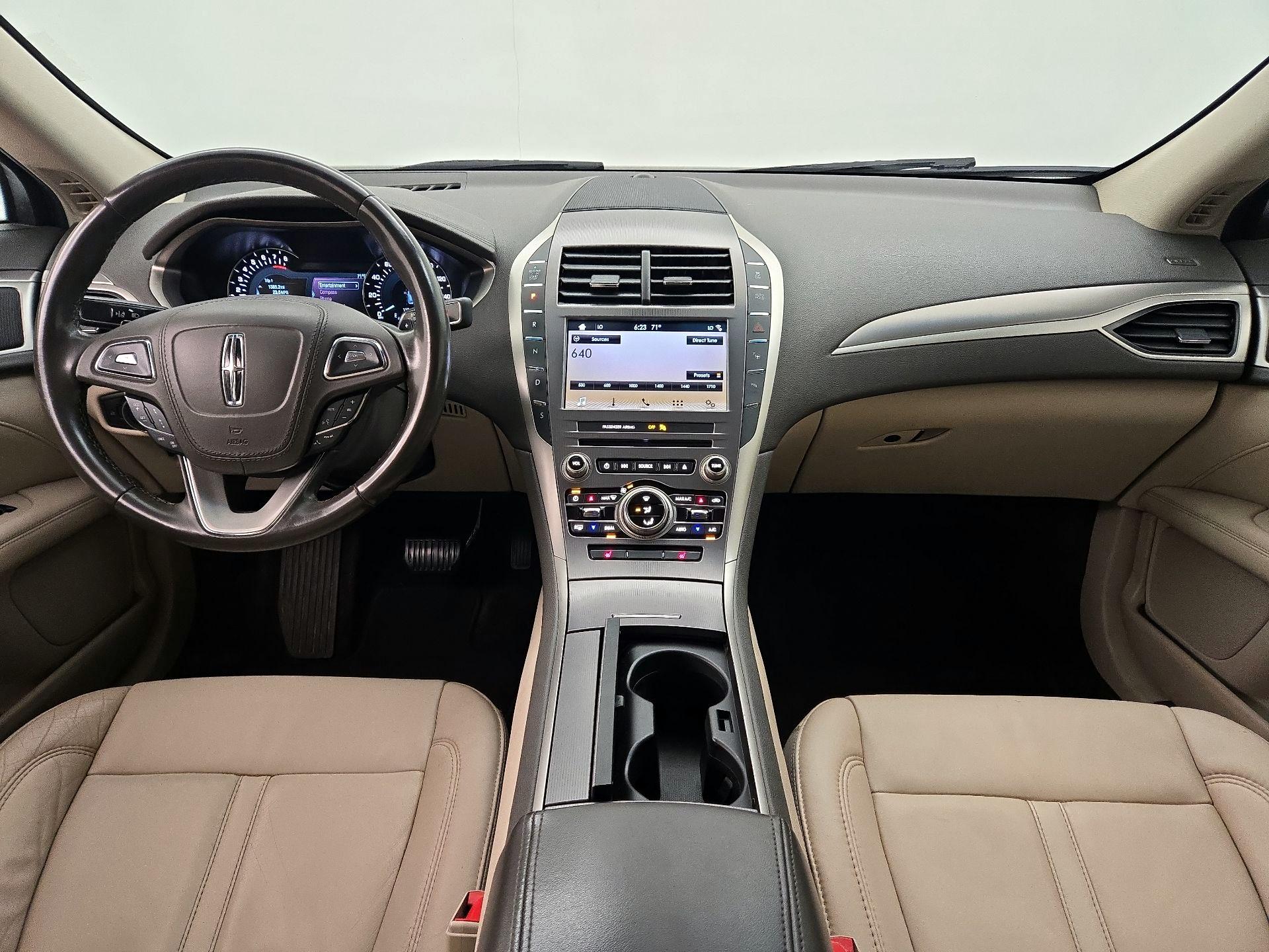 Thumbnail: 2017 Lincoln MKZ - 9