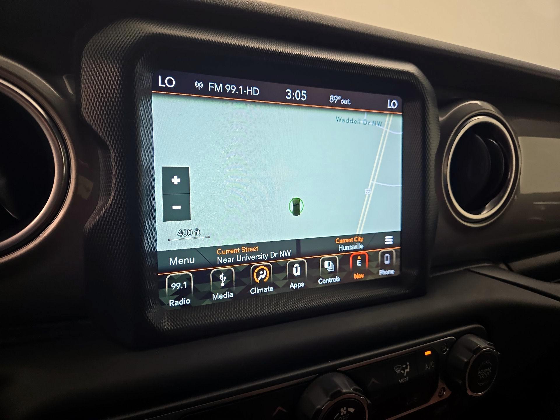 Thumbnail: 2018 Jeep Wrangler - 14