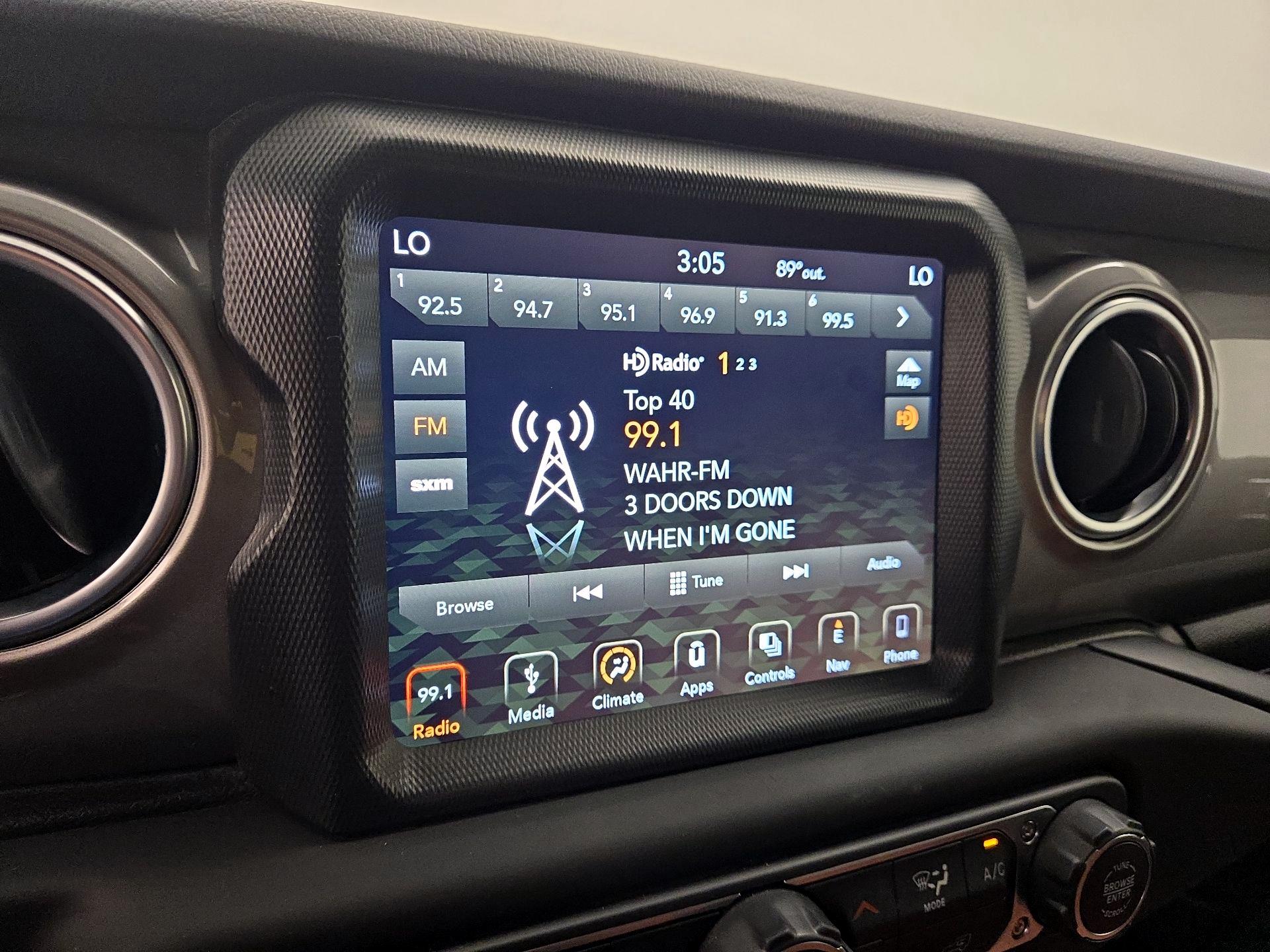 Thumbnail: 2018 Jeep Wrangler - 16