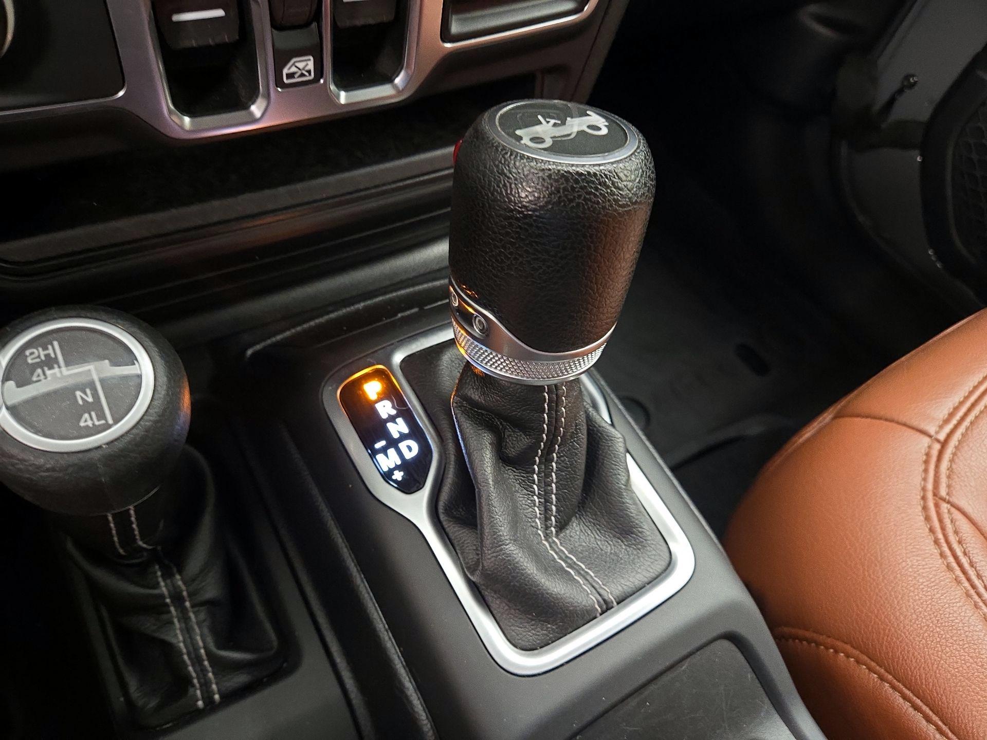 Thumbnail: 2018 Jeep Wrangler - 18